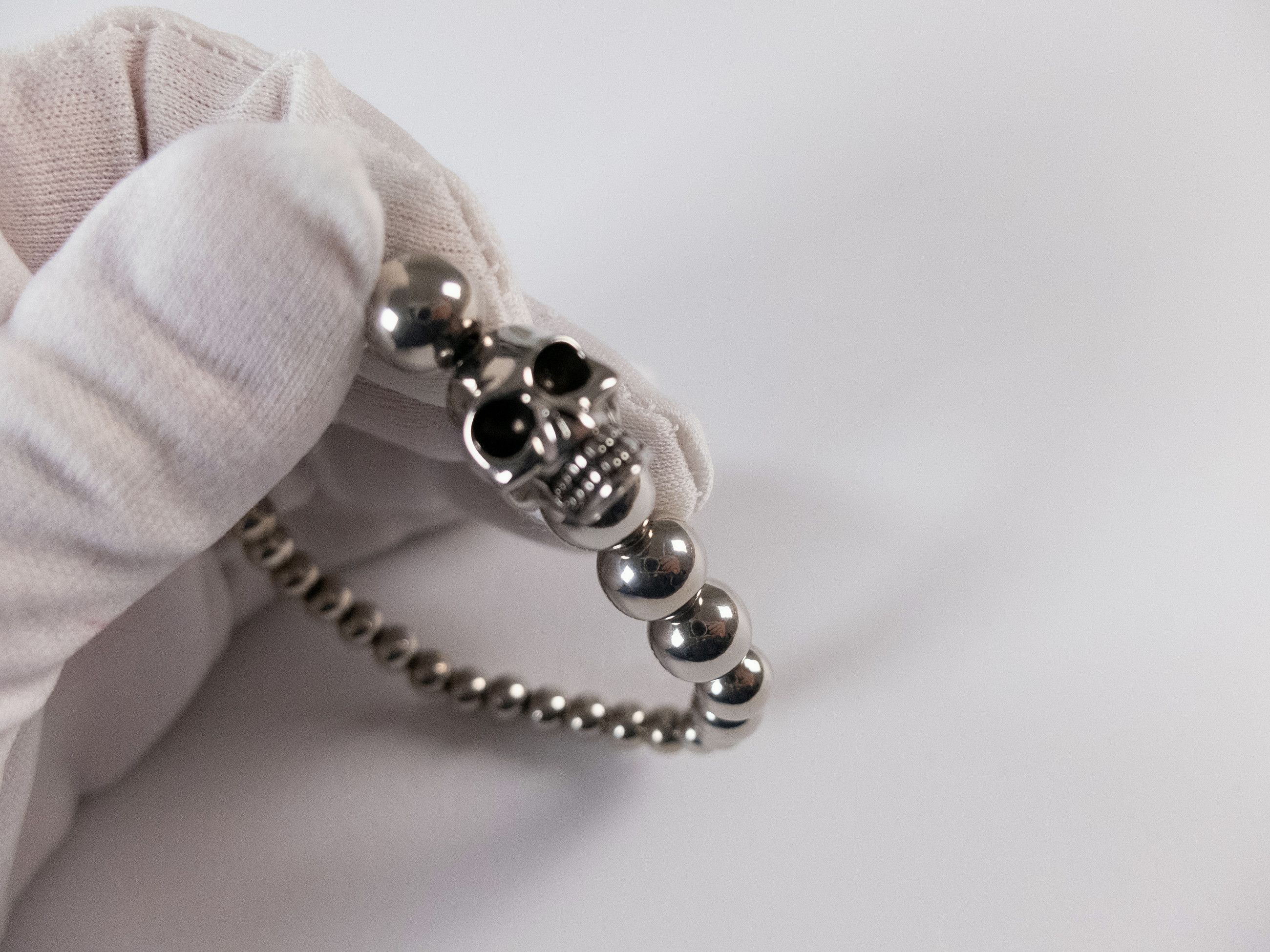 Alexander McQueen ALEXANDER MCQUEEN Skull silver tone metal beads bracelet Size ONE SIZE - 5 Thumbnail