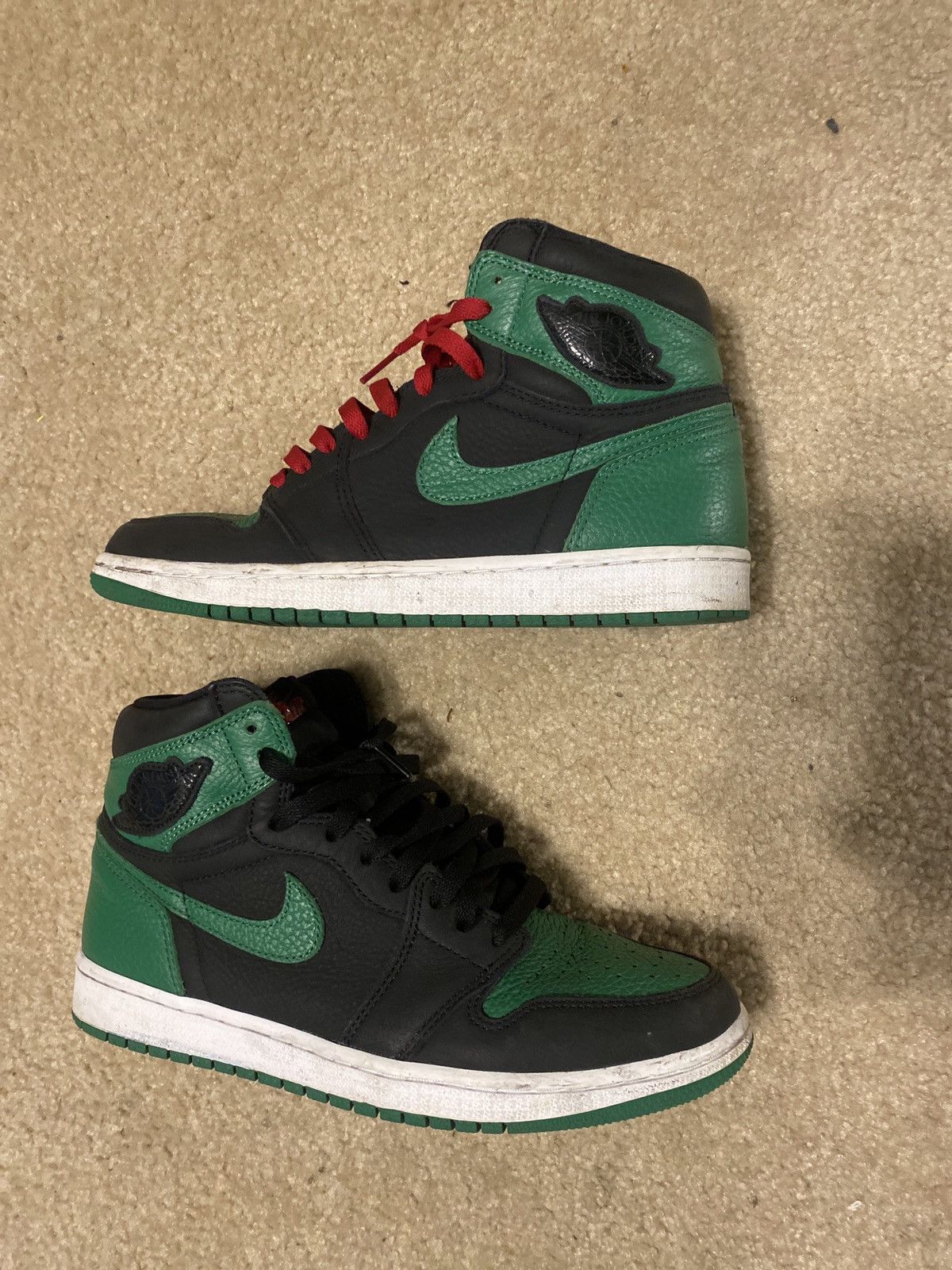 Jordan Brand Jordan retro 1 OG pine green Size US 9 / EU 42 - 1 Thumbnail
