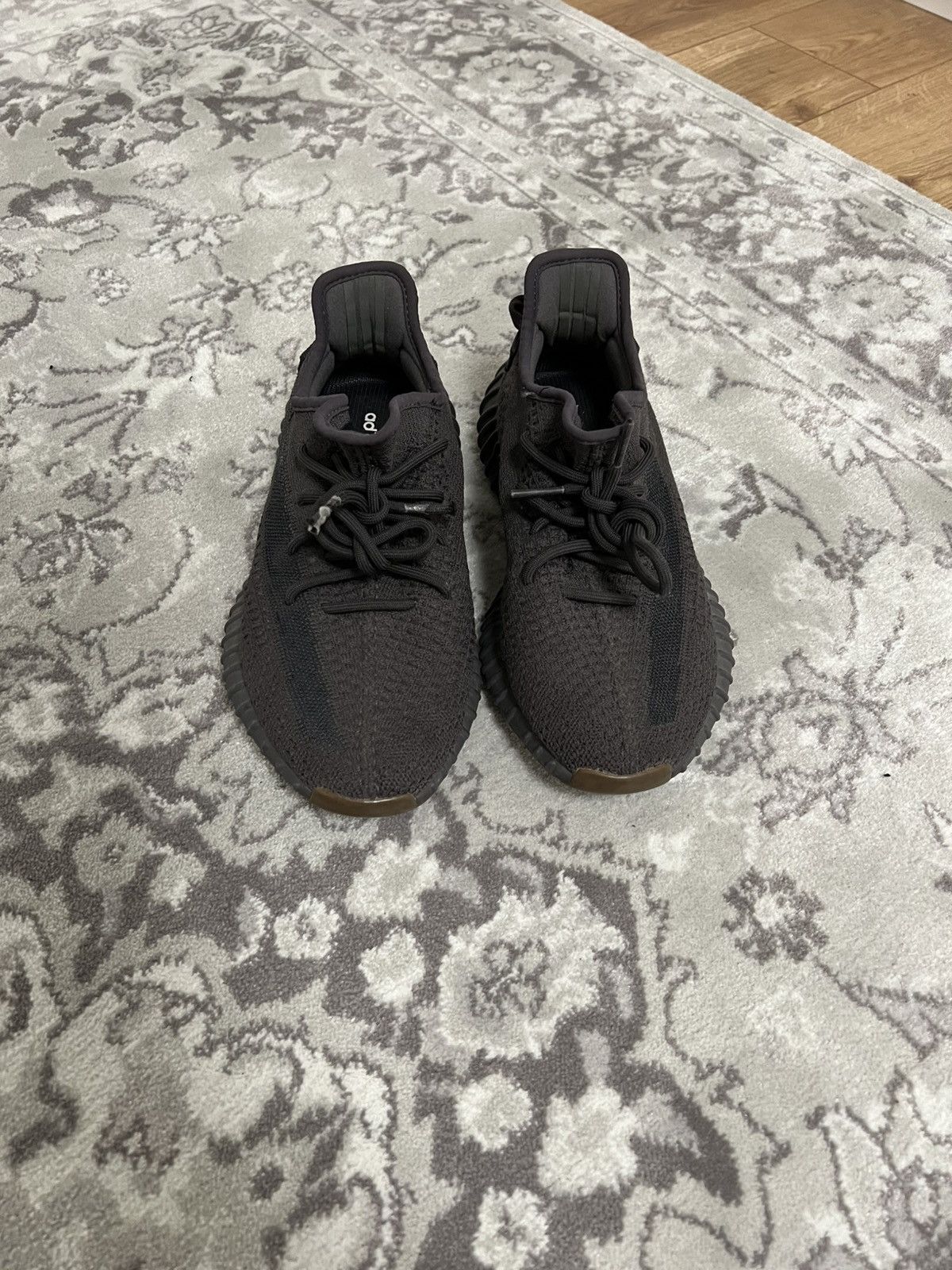 Yeezy Yeezy 350 Size US 8 / EU 41 - 2 Thumbnail