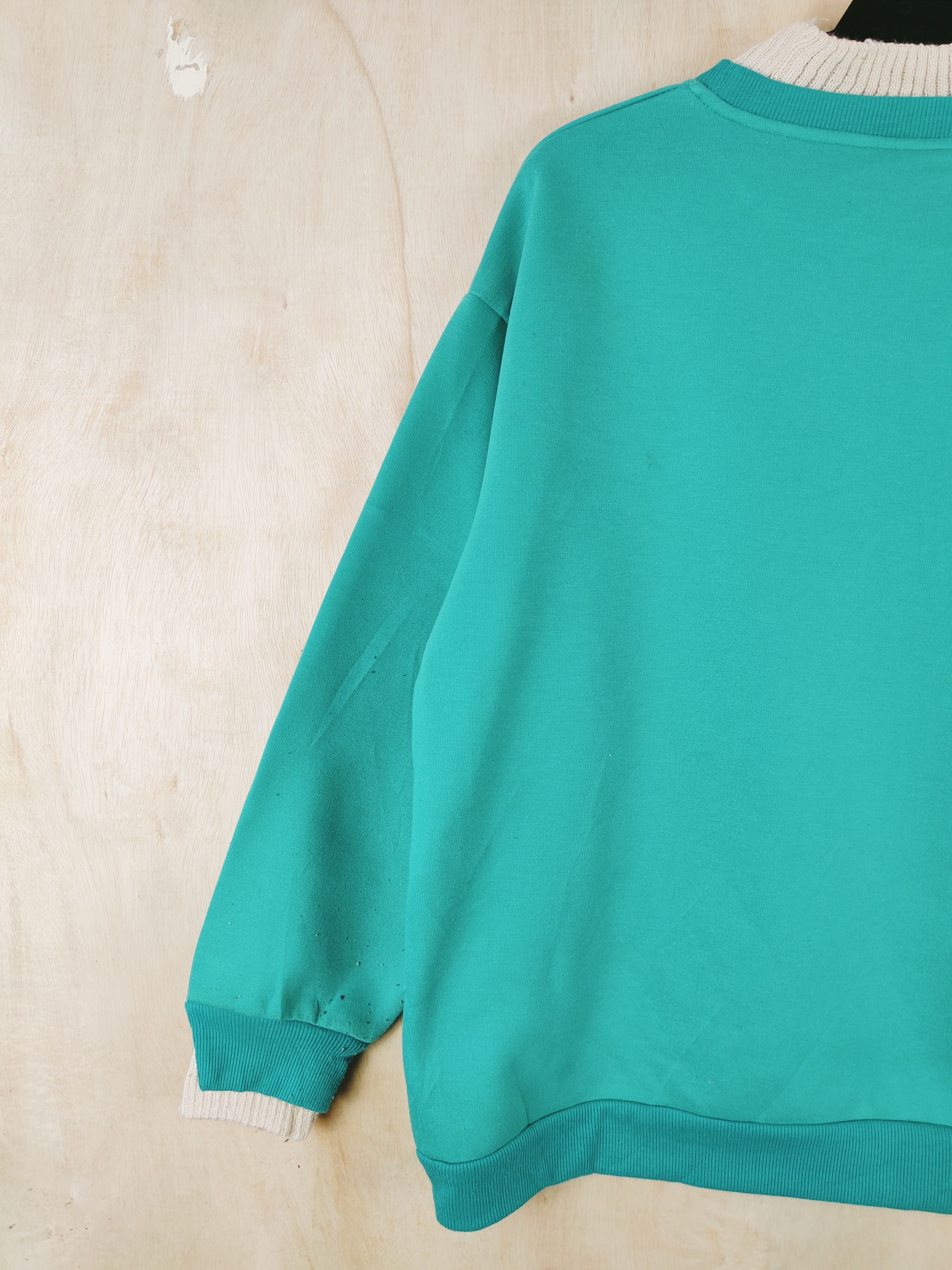 Japanese Brand × Vintage Japanese Brand Turquoise teddy bear Sweatshirts #S2631 Size L / US 10 / IT 46 - 9 Thumbnail