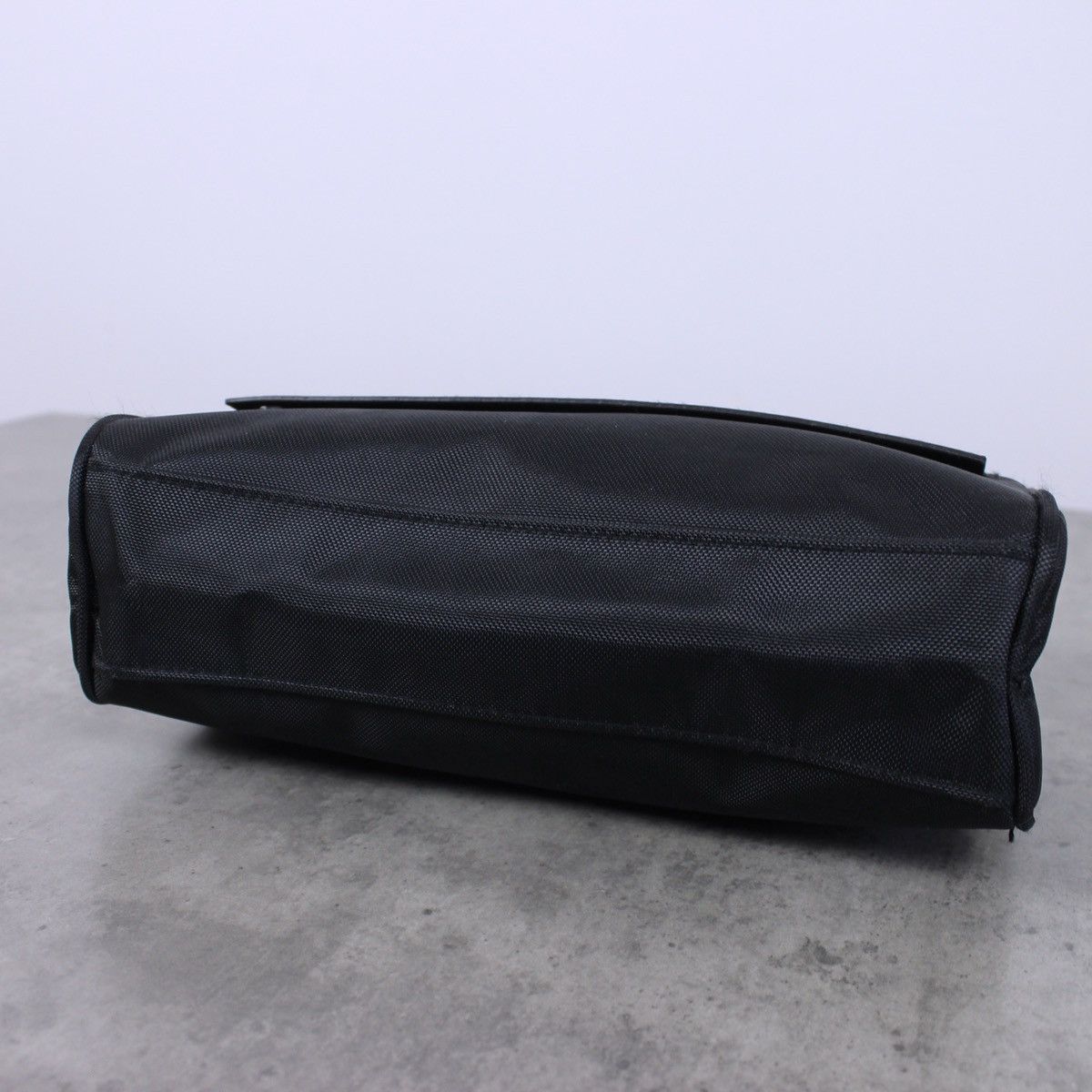 Dior Vintage Dior Parfums Cosmetic Bag Size ONE SIZE - 4 Thumbnail