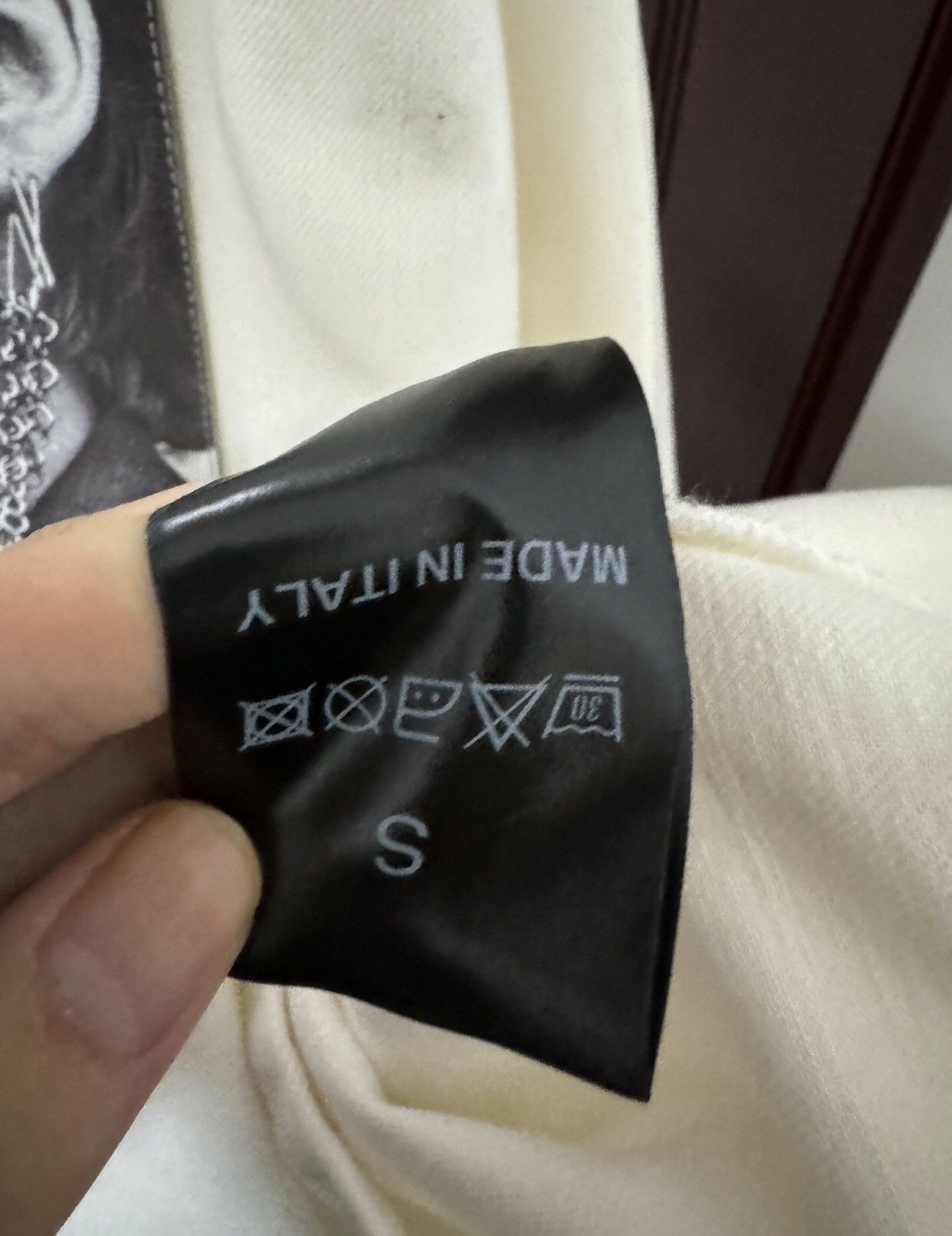 Raf Simons Raf Simons 19ss White Man Looks Like Leather Brand Shirt Size US S / EU 44-46 / 1 - 5 Thumbnail