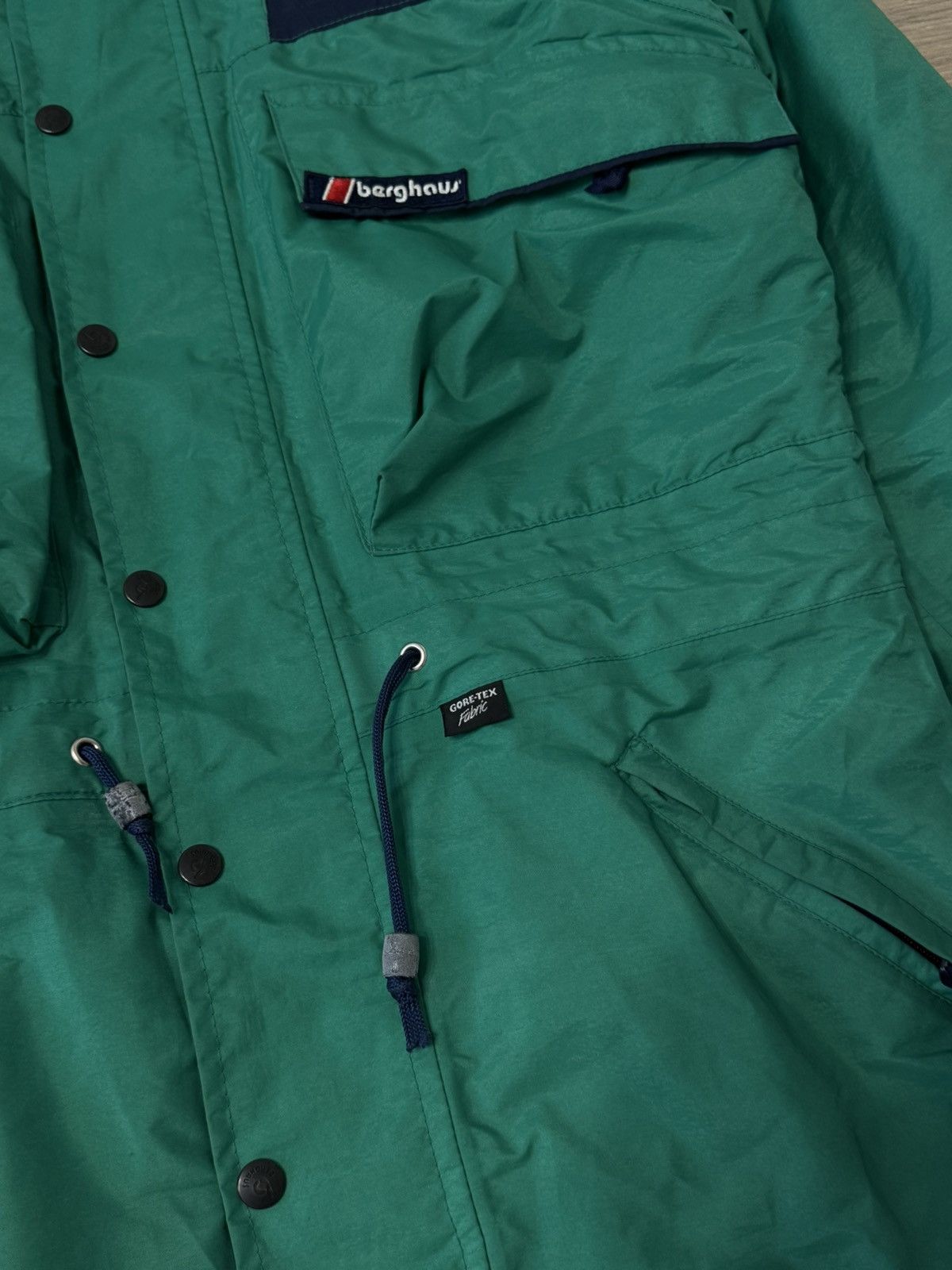 Berghaus Vintage Berghaus Serac Extrem 90s Gore-Tex Size S Size US S / EU 44-46 / 1 - 3 Thumbnail