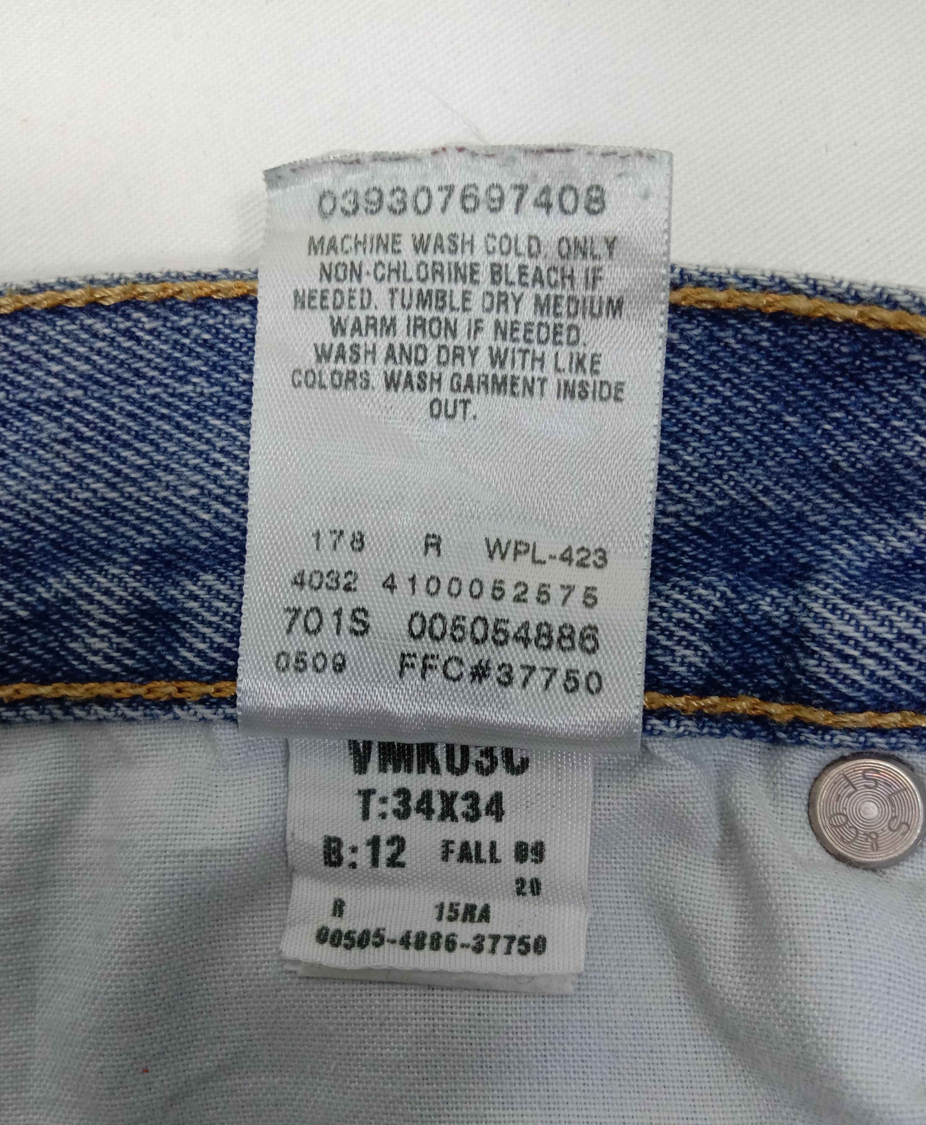 Levi's Vintage Levi's 505 Jeans Light Wash Regular Fit Denim Size US 34 / EU 50 - 13 Thumbnail