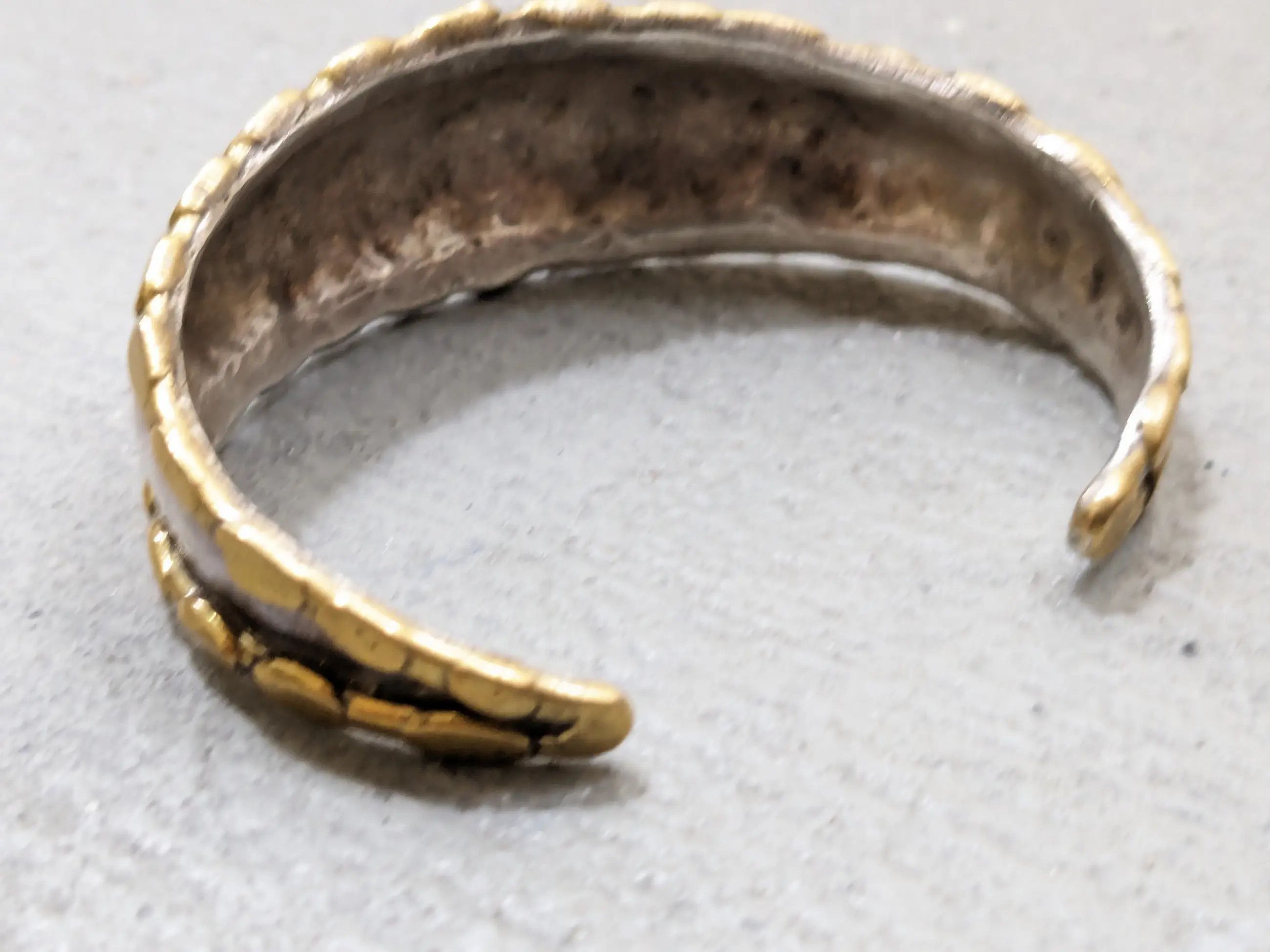 Jewelry Vintage Sterling Silver Cuff Bracelet Brass 5.5 Hammered Size ONE SIZE - 8 Thumbnail
