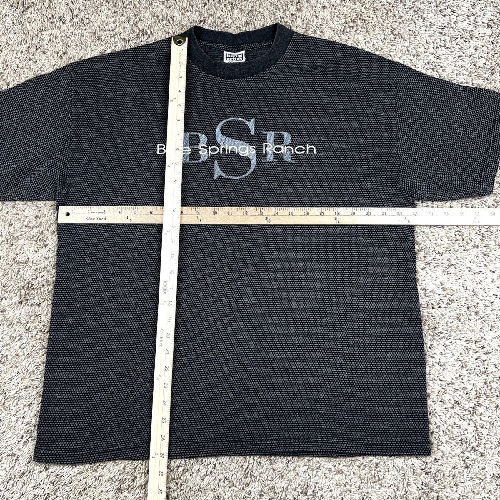 Vintage VINTAGE King Cotton T-Shirt 2XL Black Textured Graphic 90s Missouri Ranch Crew Neck Short Sleeve Unisex Adults Size US XXL / EU 58 / 5 - 5 Thumbnail