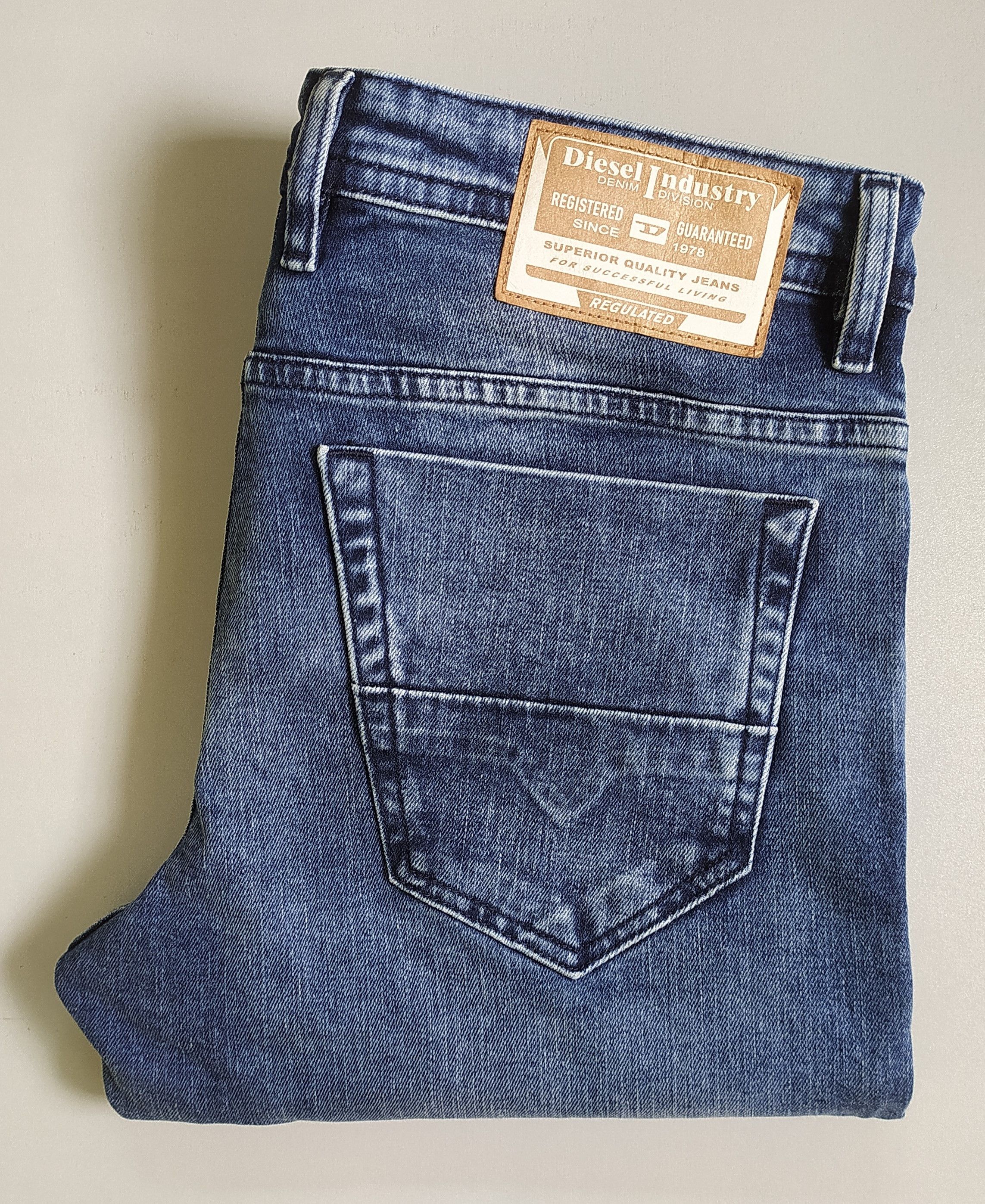 Diesel Diesel THOMMER-X-R09IM Men's Jeans Free Shipping T/ 9832 Size US 34 / EU 50 - 1 Thumbnail