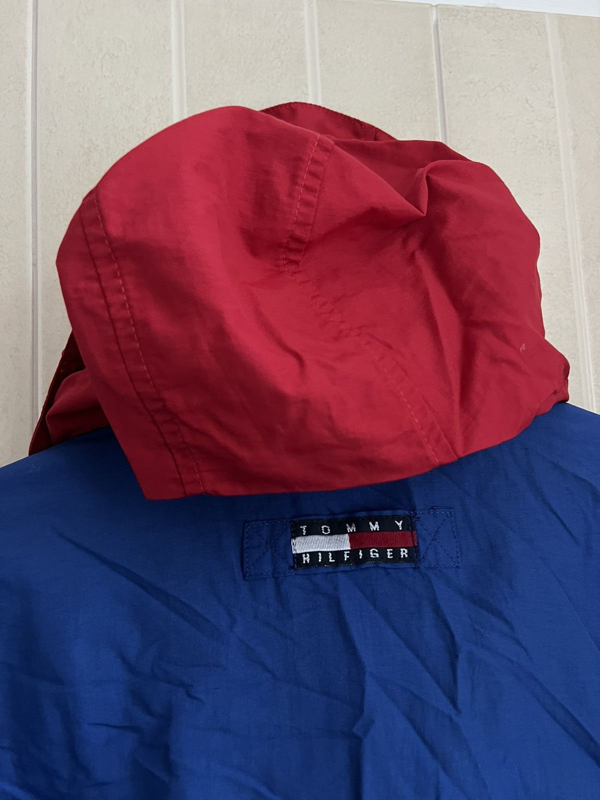 Tommy Hilfiger VINTAGE TOMMY HILFIGER NYLON WINDBREAKER BLUE JACKET Size US XL / EU 56 / 4 - 8 Thumbnail