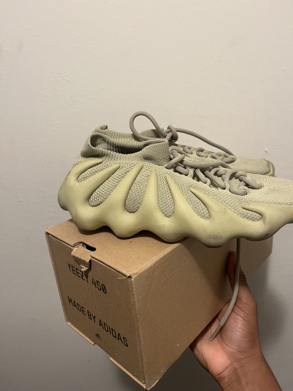 Yeezy Adidas Yezzy 450 Cream Size 7 Size US 7 / EU 40 - 1 Thumbnail