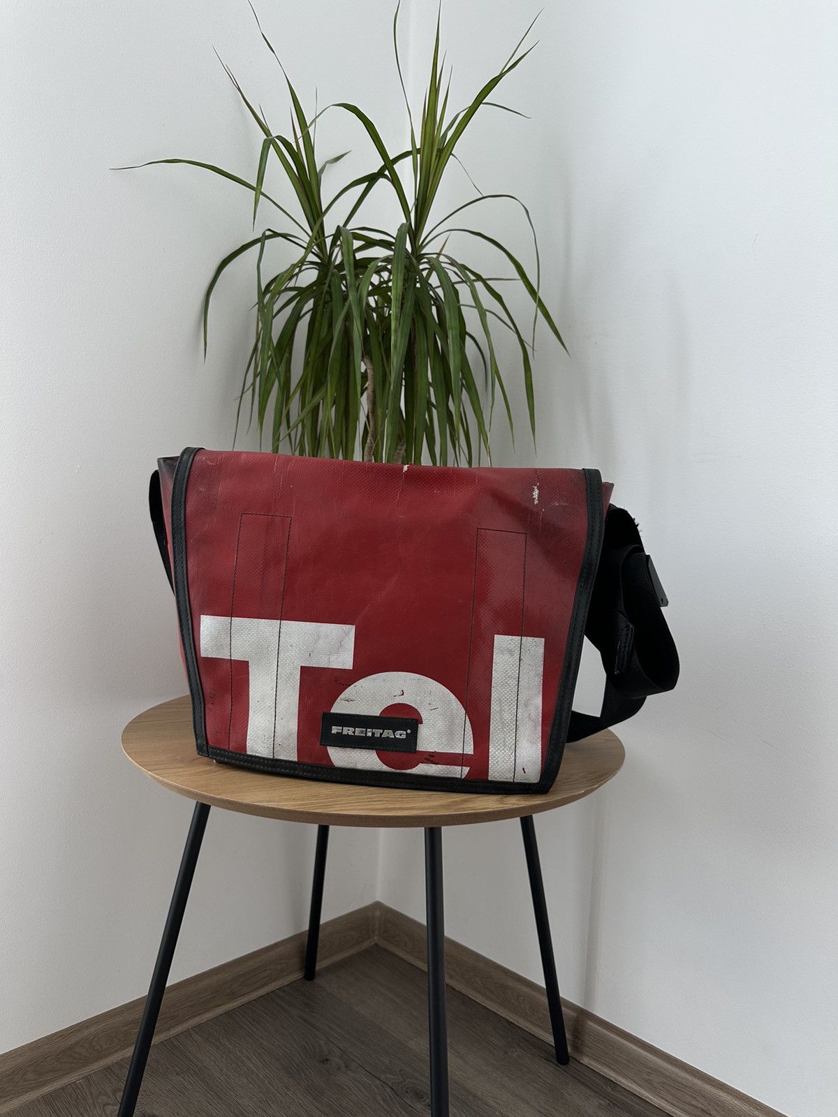 Freitag Vintage Freitag Lab A6 Red Shoulder Bag Size ONE SIZE - 8 Thumbnail