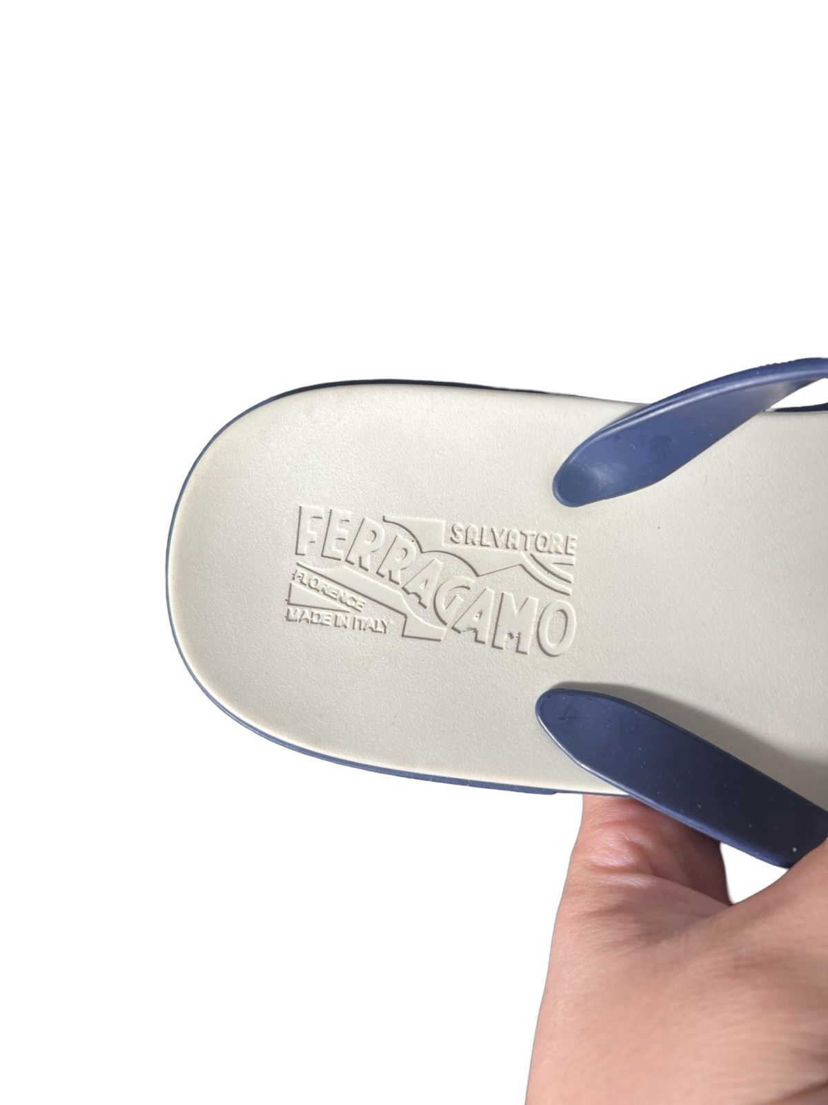 Salvatore Ferragamo Salvatore Ferragamo White Sandals Size US 9 / EU 42 - 2 Thumbnail