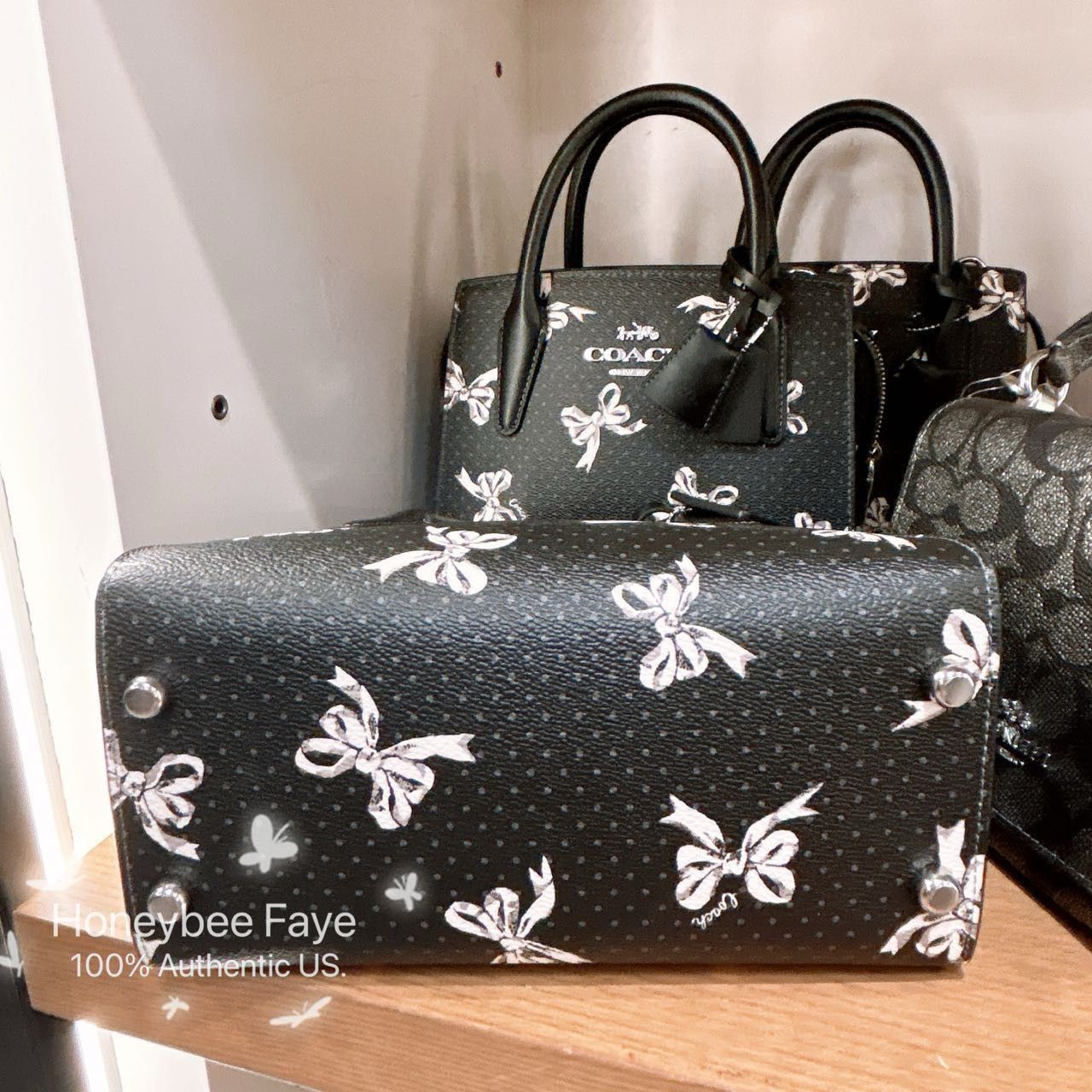 Coach Nwt Coach Andrea Carryall Bag With Bow Print CAA77 Size ONE SIZE - 4 Thumbnail