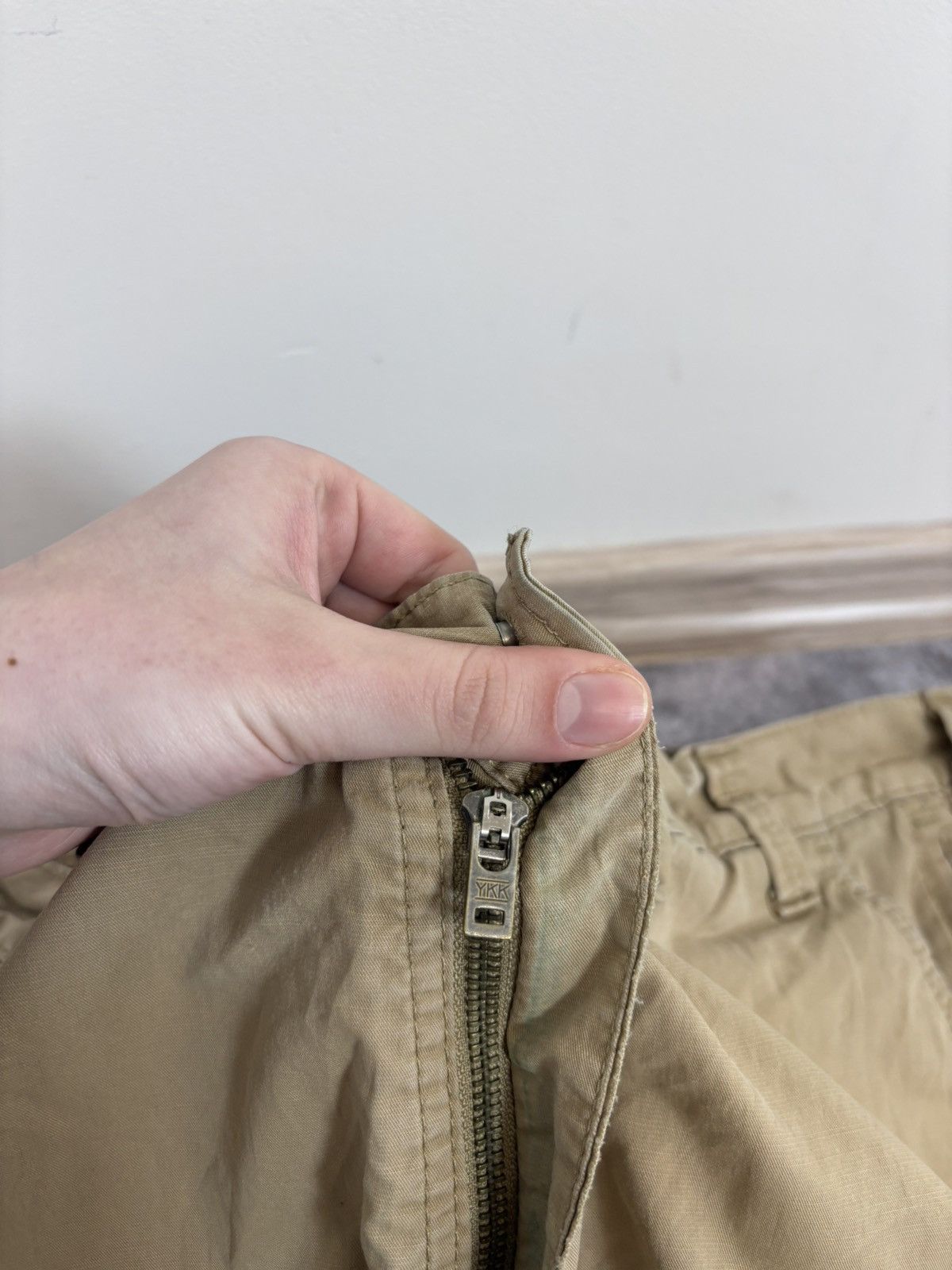 Carhartt Carhartt Relaxed Fit USA Hype Beige Brown Baggy Cargo Pants Size US 44 / EU 60 - 22 Thumbnail