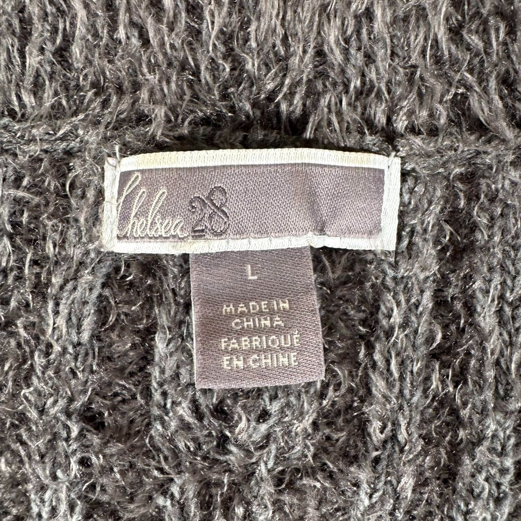 Vintage Chelsea28 Sweater Womens Large V-Neck Cable-Knit Cashmere Wool Blend Gray Pullover, Regular Fit, Soft Fuzzy Knit, Long Sleeve, Casual Size L / US 10 / IT 46 - 4 Thumbnail