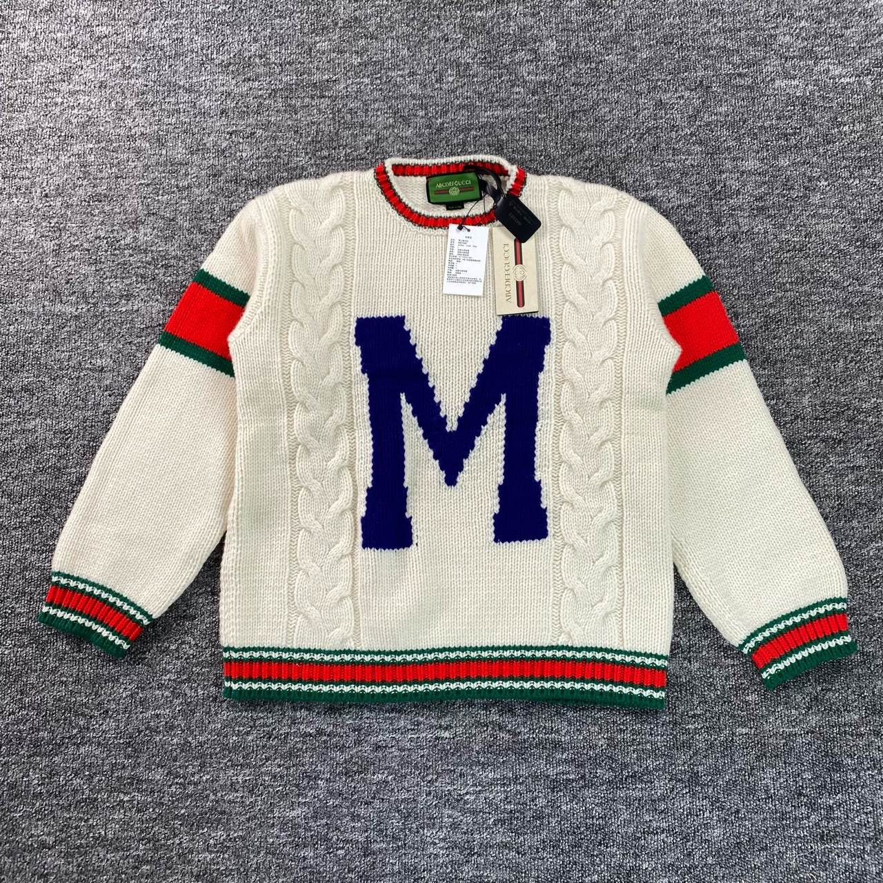 Gucci Gucci White Sweater L Women Size L / US 10 / IT 46 - 1 Thumbnail