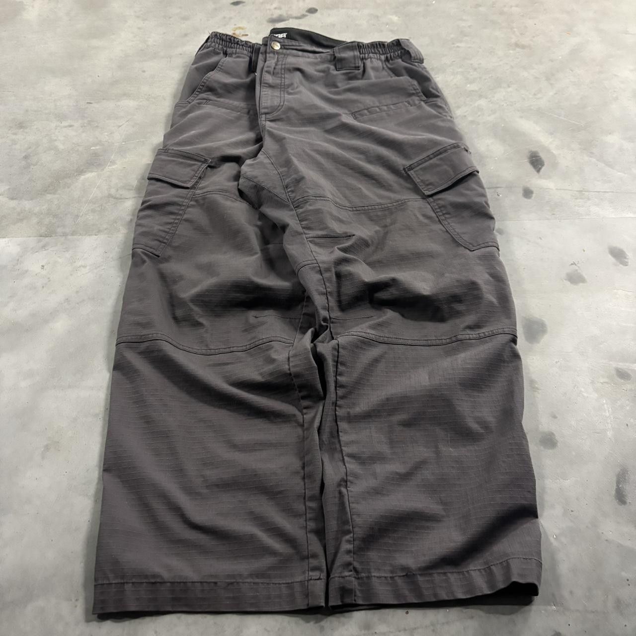 Vintage Crazy Vintage Y2K/2000s Grey Streetwear Workwear Skater Cargo Pants! 42x30 Size US 42 / EU 58 - 3 Thumbnail