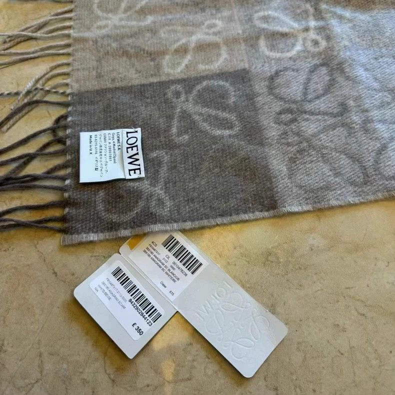Loewe LOEWE Anagram warm and comfortable woolen scarf Size ONE SIZE - 4 Thumbnail