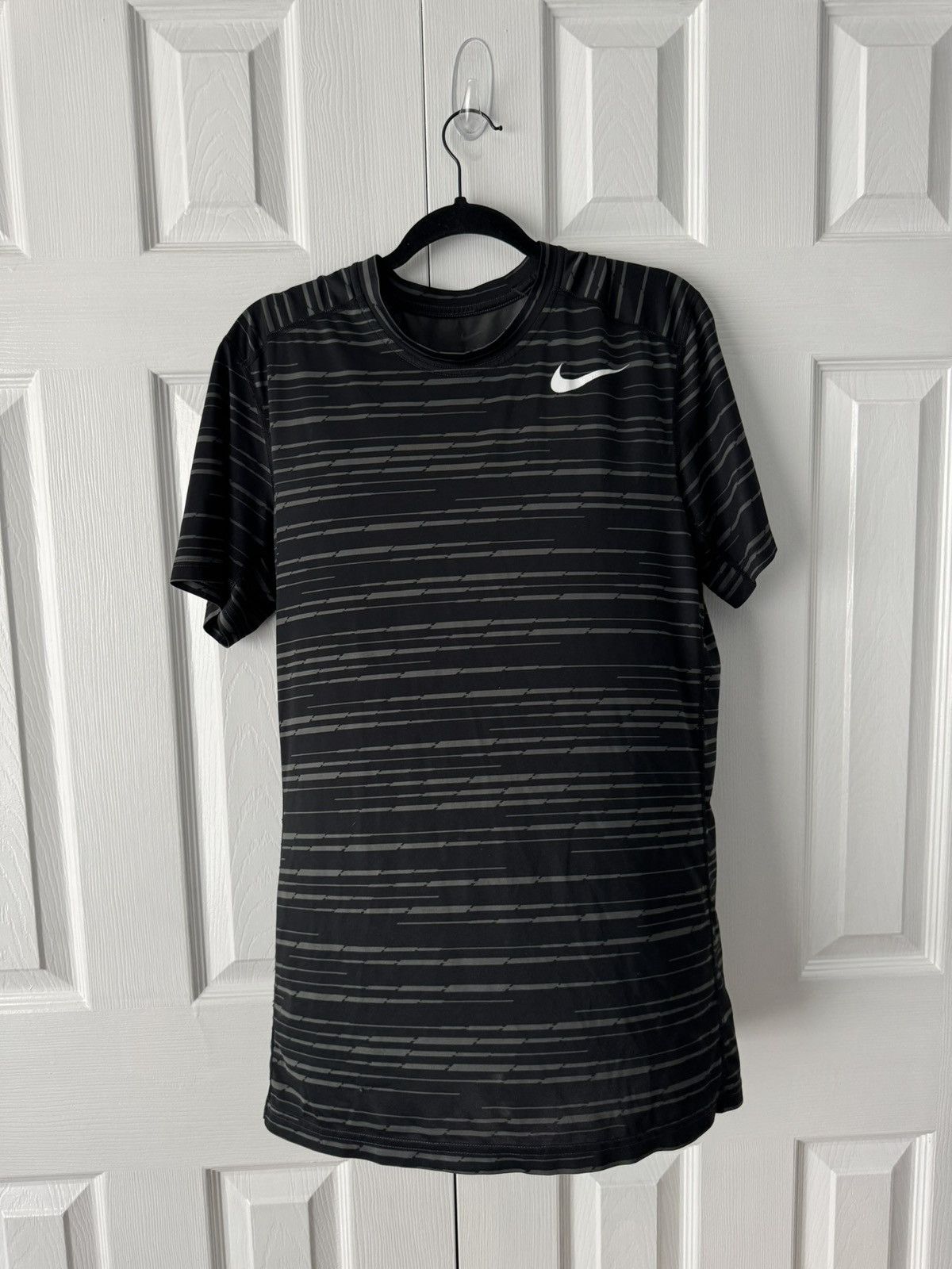Nike Nike Black CharcoalGrey Striped T-Shirt M FittedSwooshJordan Size US M / EU 48-50 / 2 - 1 Thumbnail