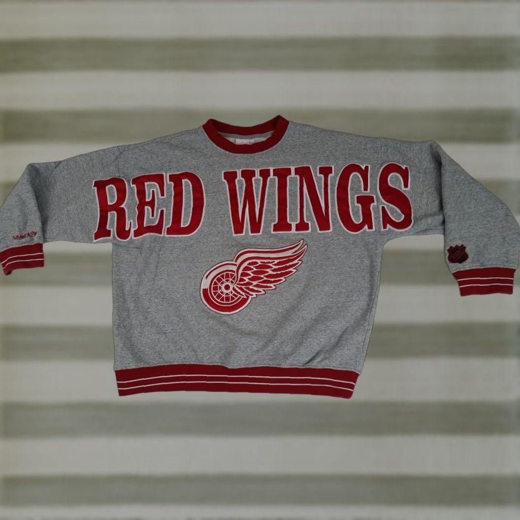 VINTAGE Mitchell& Ness Sweatshirt Shirt Unisex Adults 90s Hockey Stitched Letters Multicolor Crew Neck XL