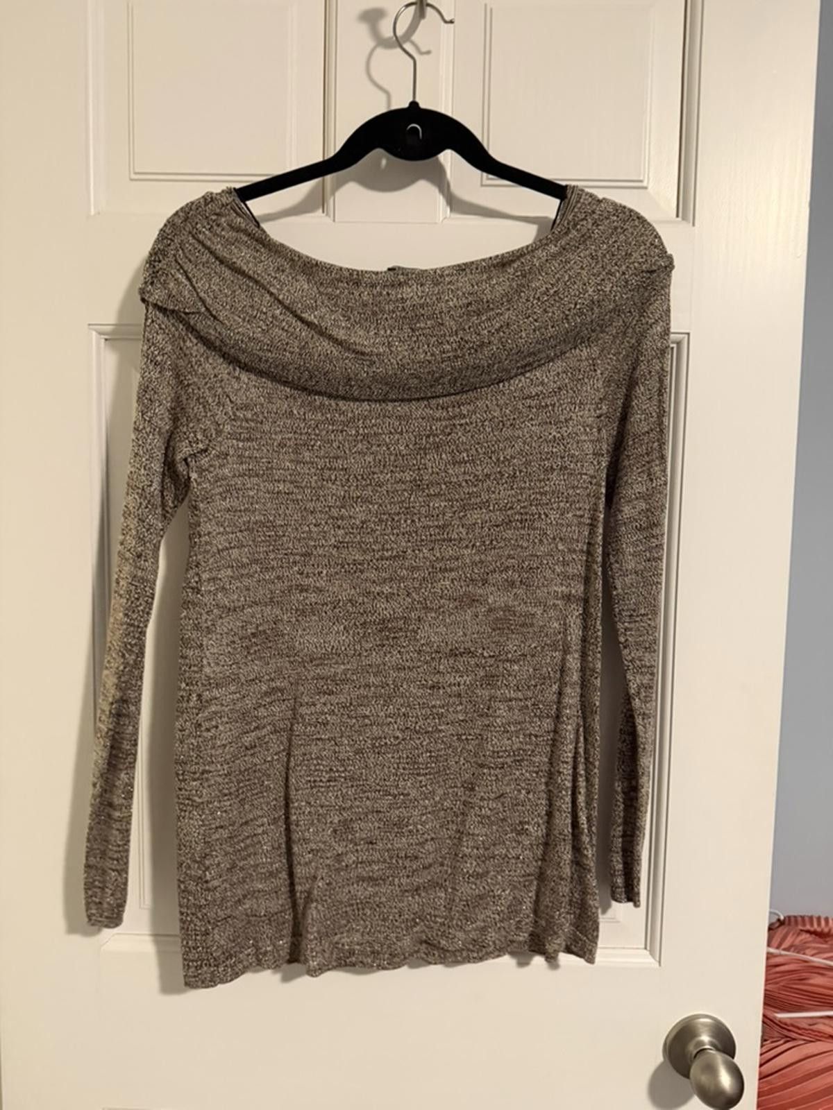 Other White House Black Market Metallic Rayon Blend Sweater Size M Size M / US 6-8 / IT 42-44 - 5 Thumbnail