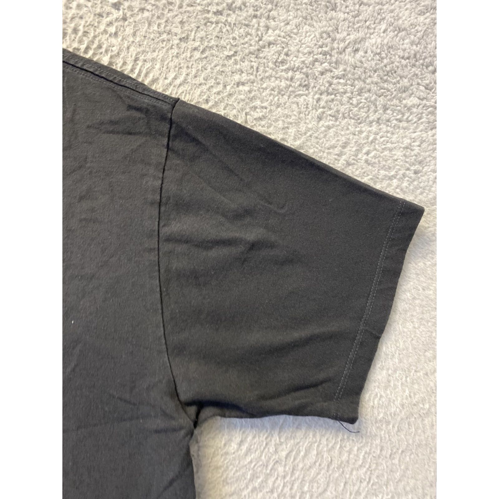 Vans VINTAGE? Wait not vintage. The item is Vans T-shirt Off The Wall Short Sleeve Classic Men’s Black Medium 46-48 Black Graphic Logo Mens T-Shirt Size US M / EU 48-50 / 2 - 5 Thumbnail