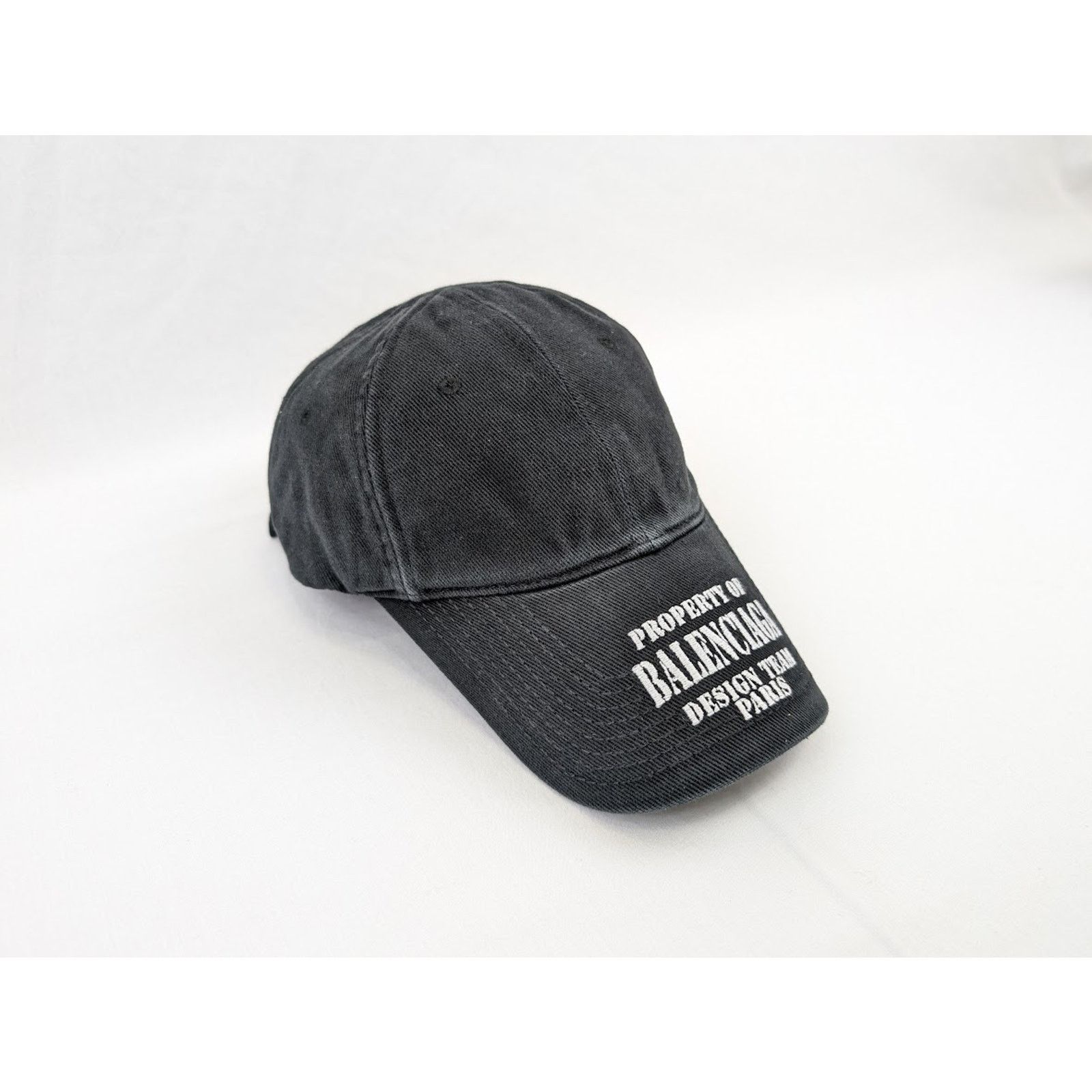 Balenciaga o1rshd1 Size:S/ Property of Balenciaga Design Team Cap / Hat Size ONE SIZE - 3 Thumbnail