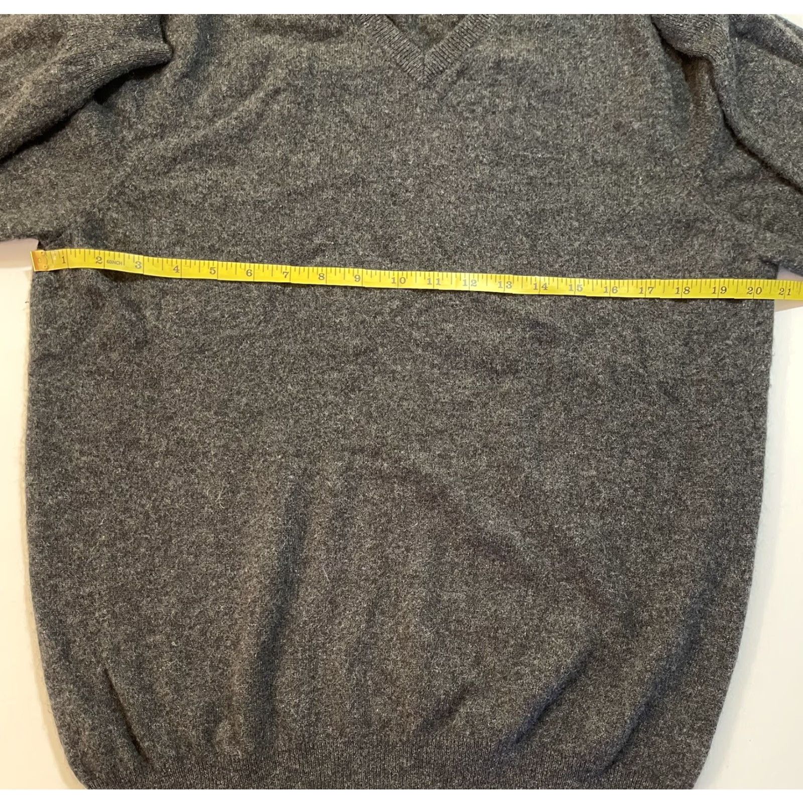 Vintage Harrison Davis Sweater Mens L Charcoal 100% Cashmere V-Neck Designer Casual Pullover Size US L / EU 52-54 / 3 - 5 Thumbnail