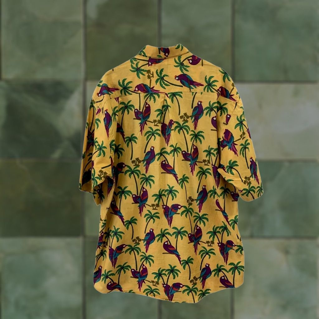 Vintage VINTAGE Gitman Bros Hawaiian Shirt Parrot Palm Tree Print Short Sleeve Sz L Mens Yellow Print 90s Theme Size US L / EU 52-54 / 3 - 1 Thumbnail