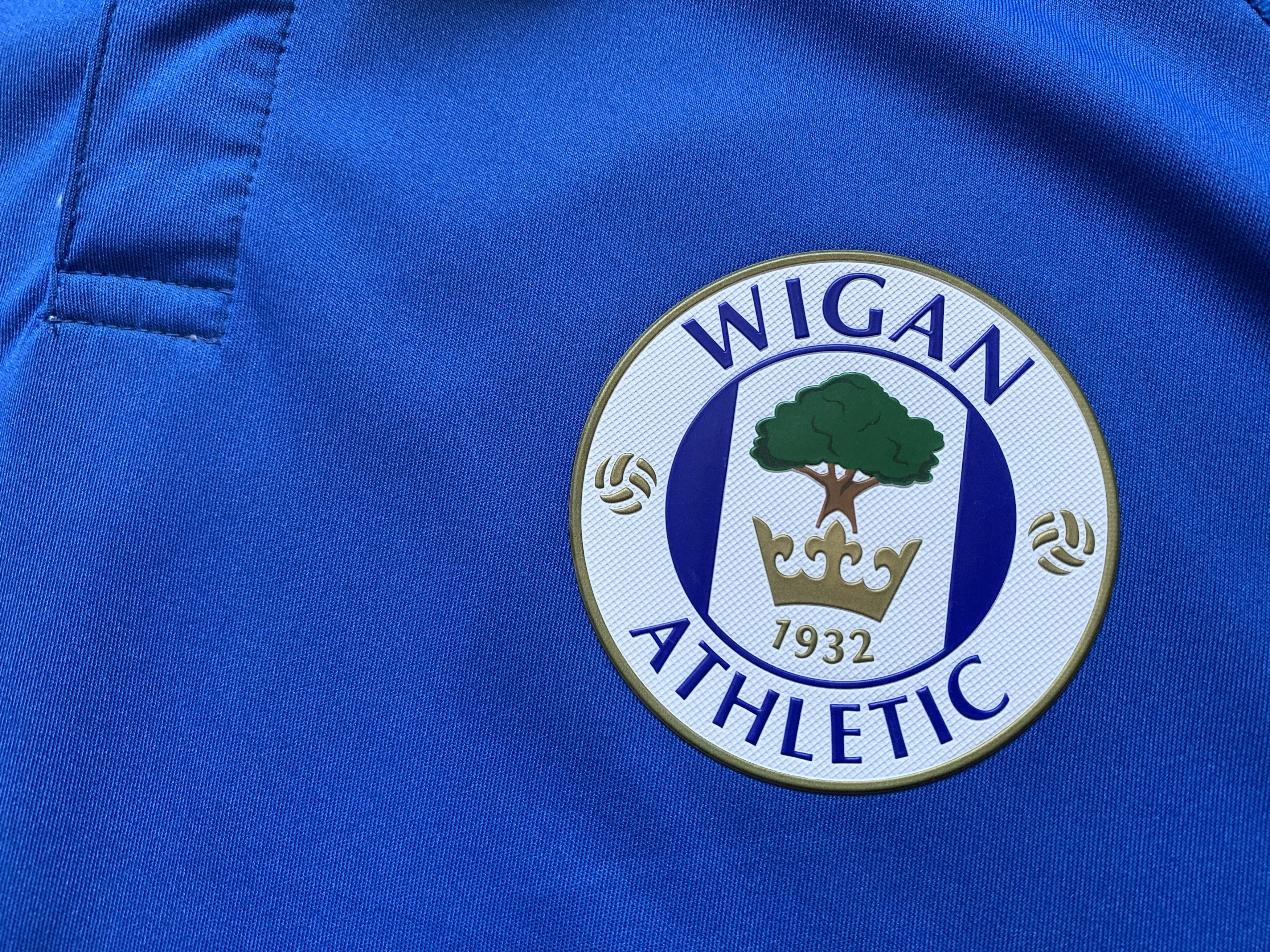 Other Wigan Athletic Football Shirt Jersey 2011-2012 Size US L / EU 52-54 / 3 - 7 Thumbnail