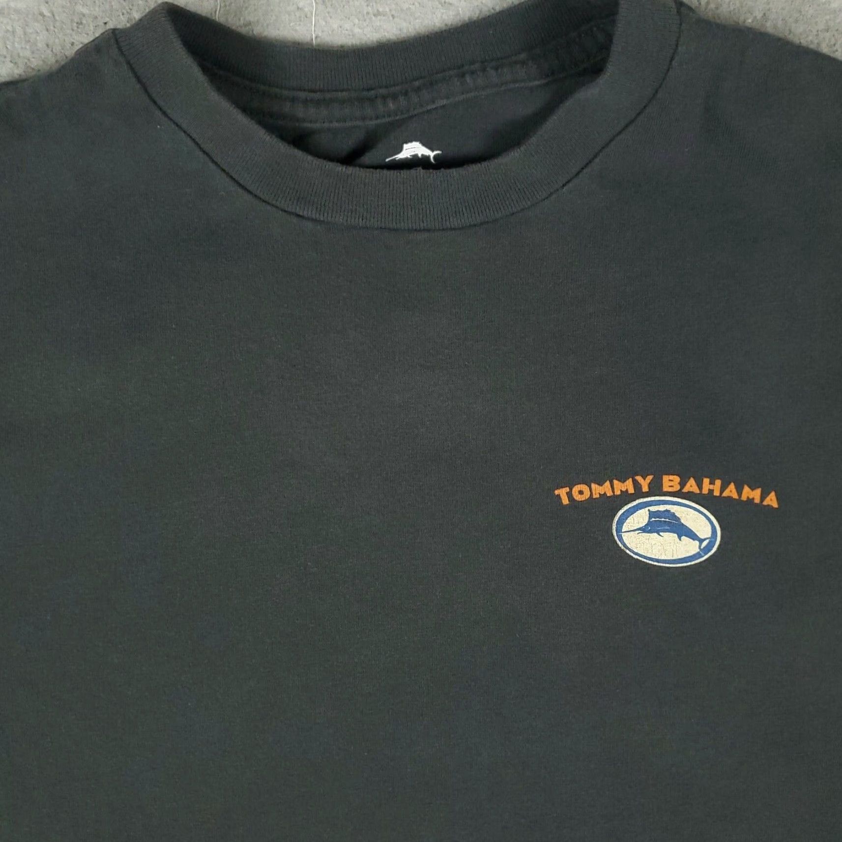 Tommy Bahama Tommy Bahama Graphic T-Shirt Mens Size Small Gray Casual Short Sleeve Size US S / EU 44-46 / 1 - 3 Thumbnail