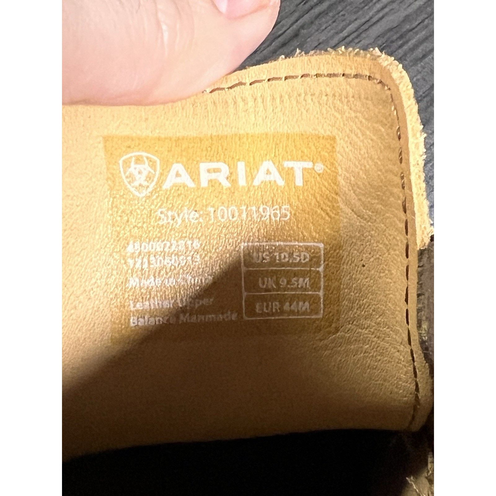 Ariat ARIAT Brown Holbrook Chukka Distressed Leather Boots Sz 10.5 Size US 10 / EU 43 - 10 Thumbnail