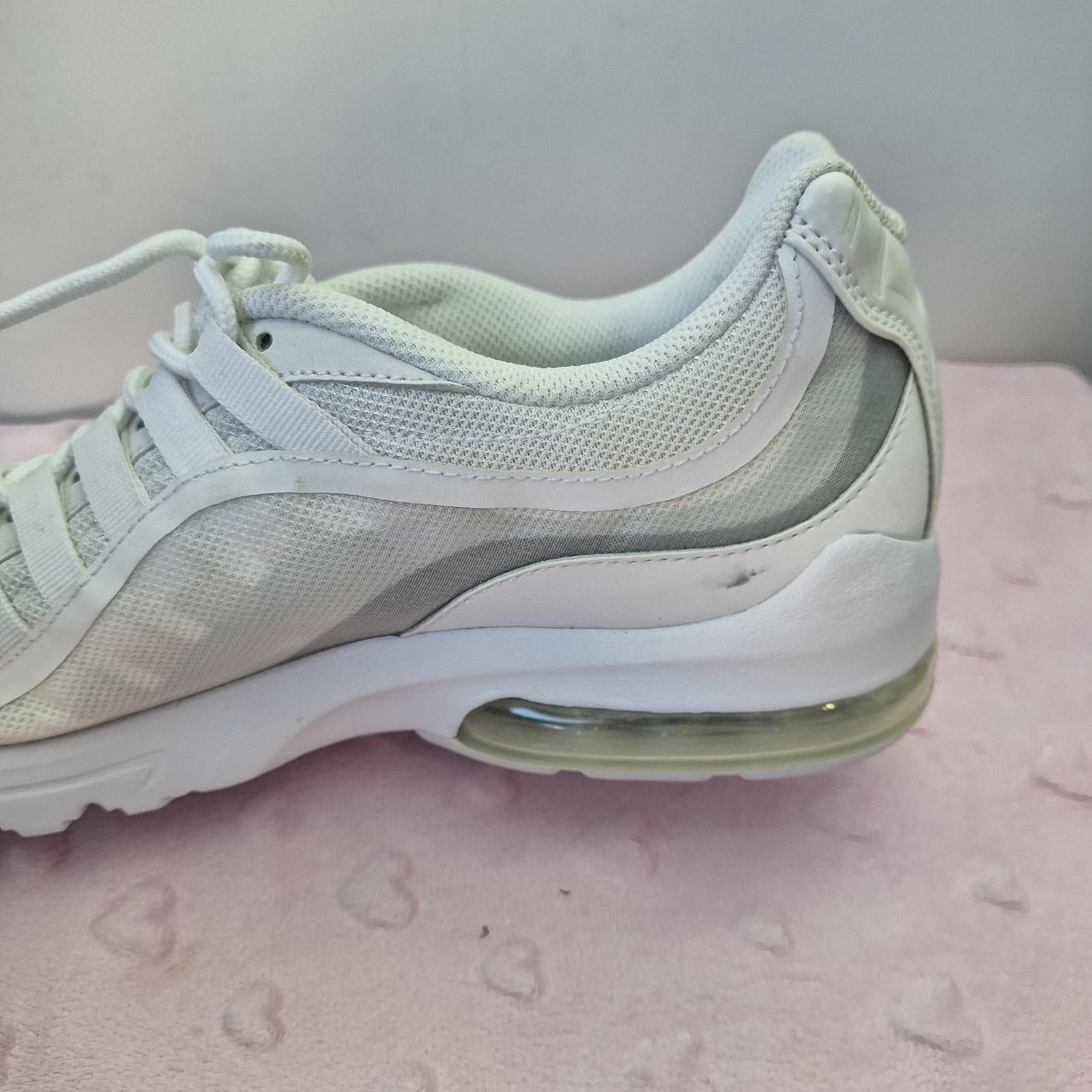 Nike NIKE Air Max VG-R Trainers Eur 41 M US 8, W 91/2 unisex Size US 9 / IT 39 - 7 Thumbnail
