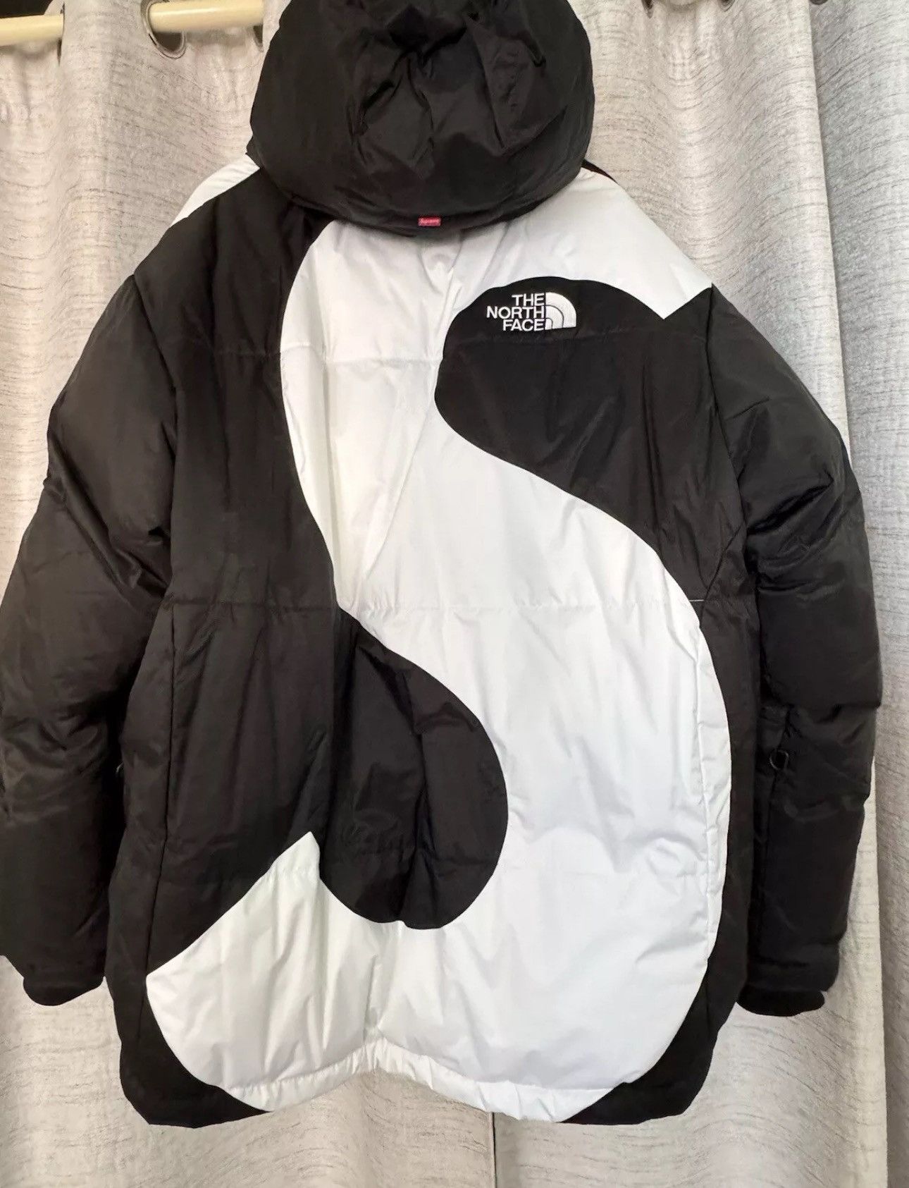 Supreme × The North Face Supreme x The North Face S Logo Himalayan Parka Size XL Size US XL / EU 56 / 4 - 7 Thumbnail
