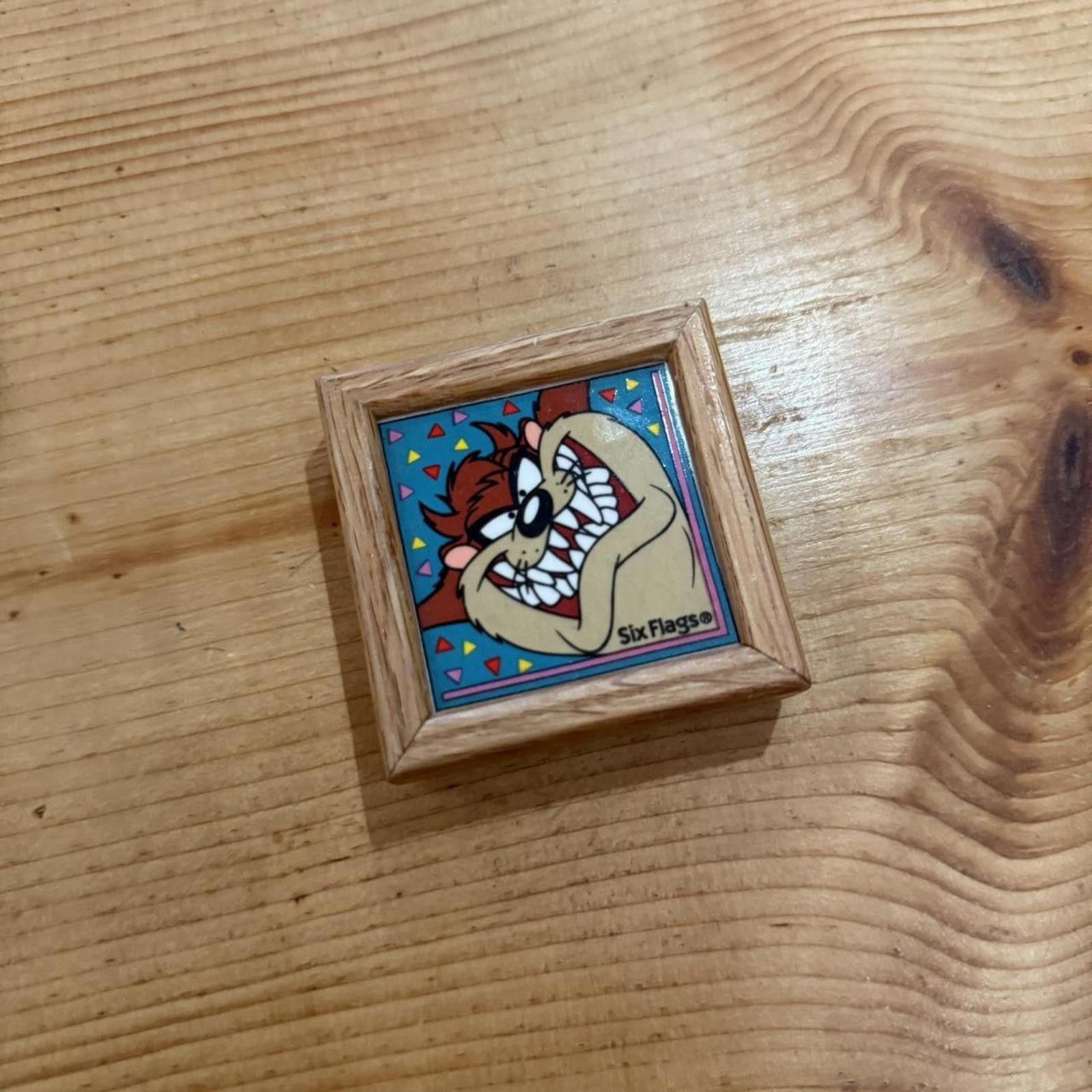 Other Looney Tunes Tasmanian Devil Mini Frame Size ONE SIZE - 2 Thumbnail