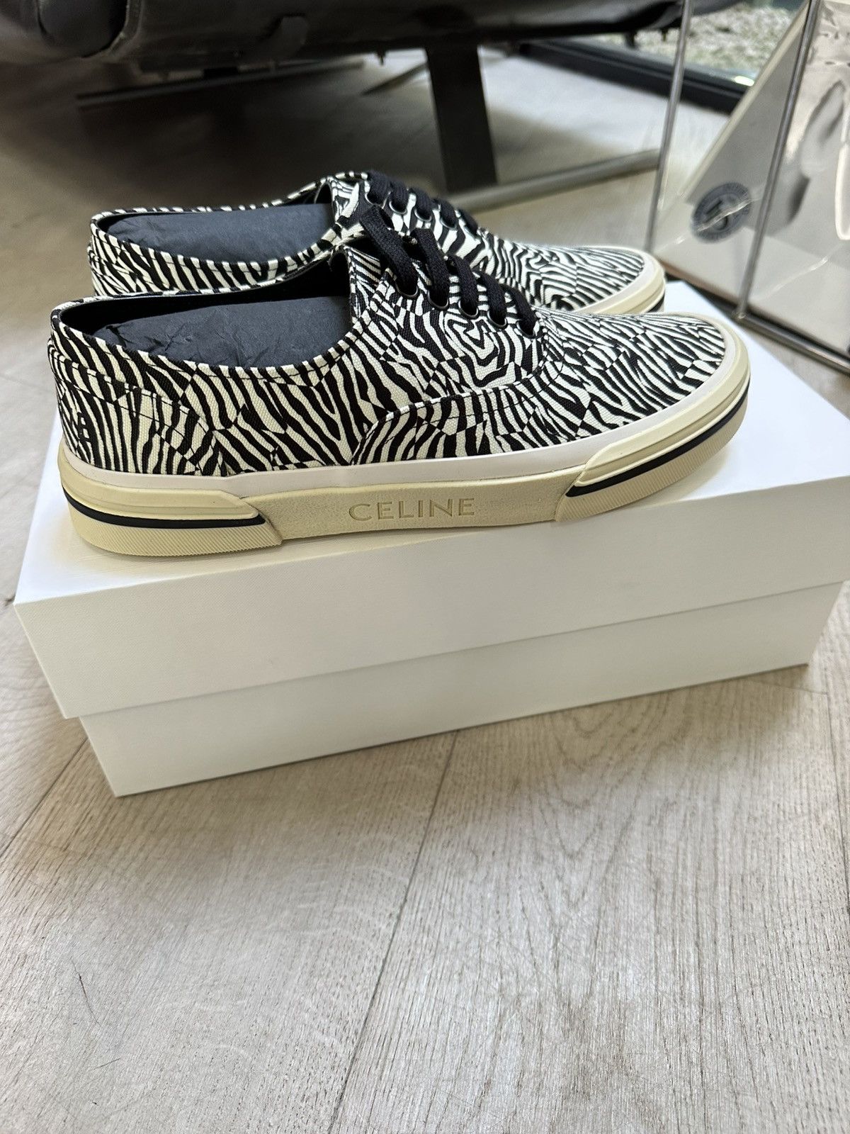 Celine New Elliot zebra printed canvas sneakers Size US 9 / EU 42 - 6 Thumbnail