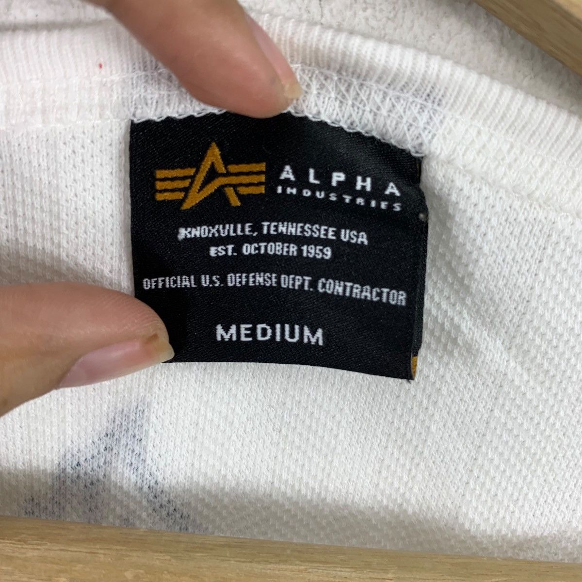 Alpha Industries Vintage ALPHA INDUSTRIES US Alpha Corps Military Tee Shirt Size M / US 6-8 / IT 42-44 - 9 Thumbnail