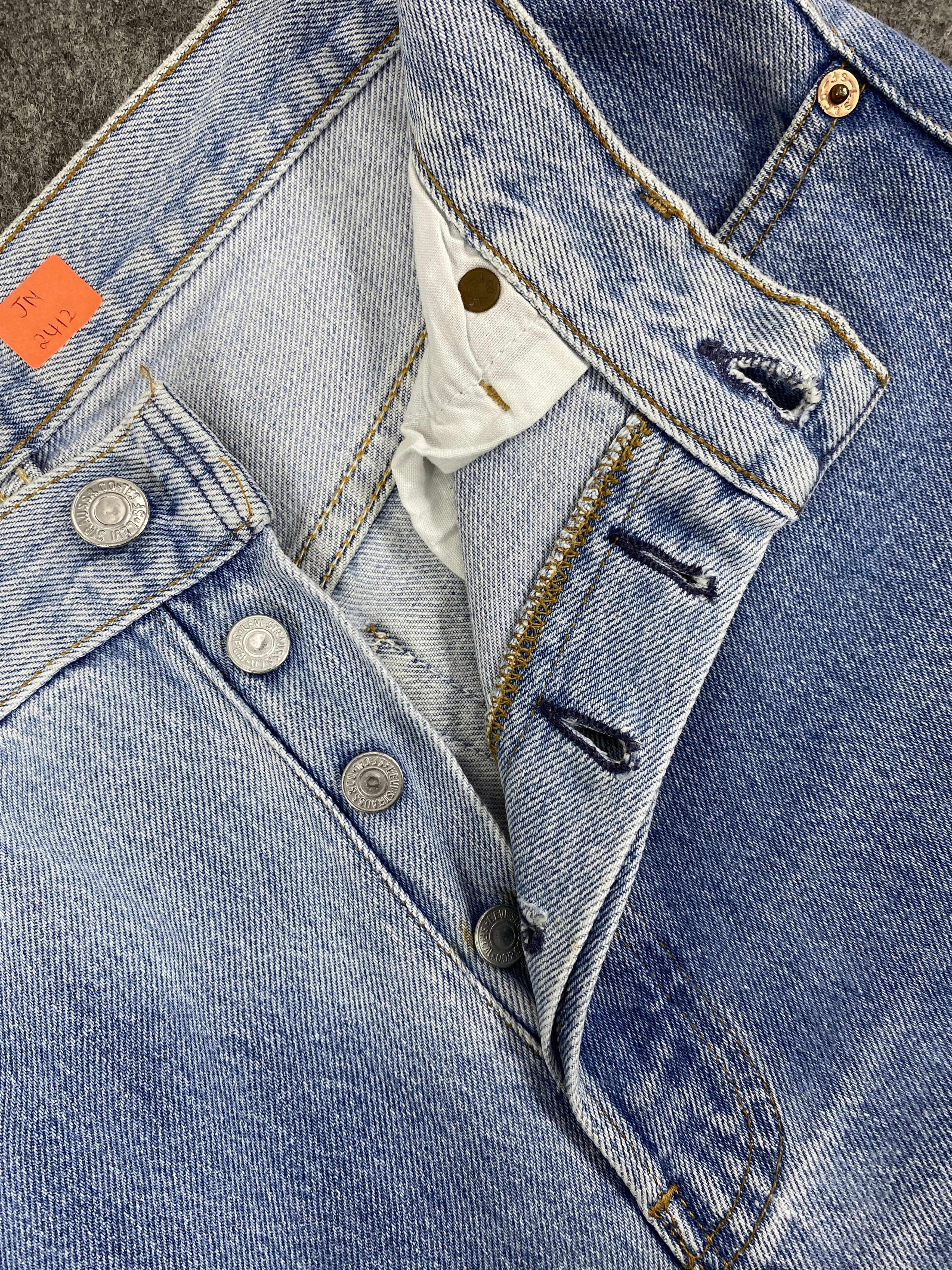 Japanese Brand Blue Wash Vintage Levi's 501 Jeans 30x31 Denim -JN2412 Size US 30 / EU 46 - 6 Thumbnail