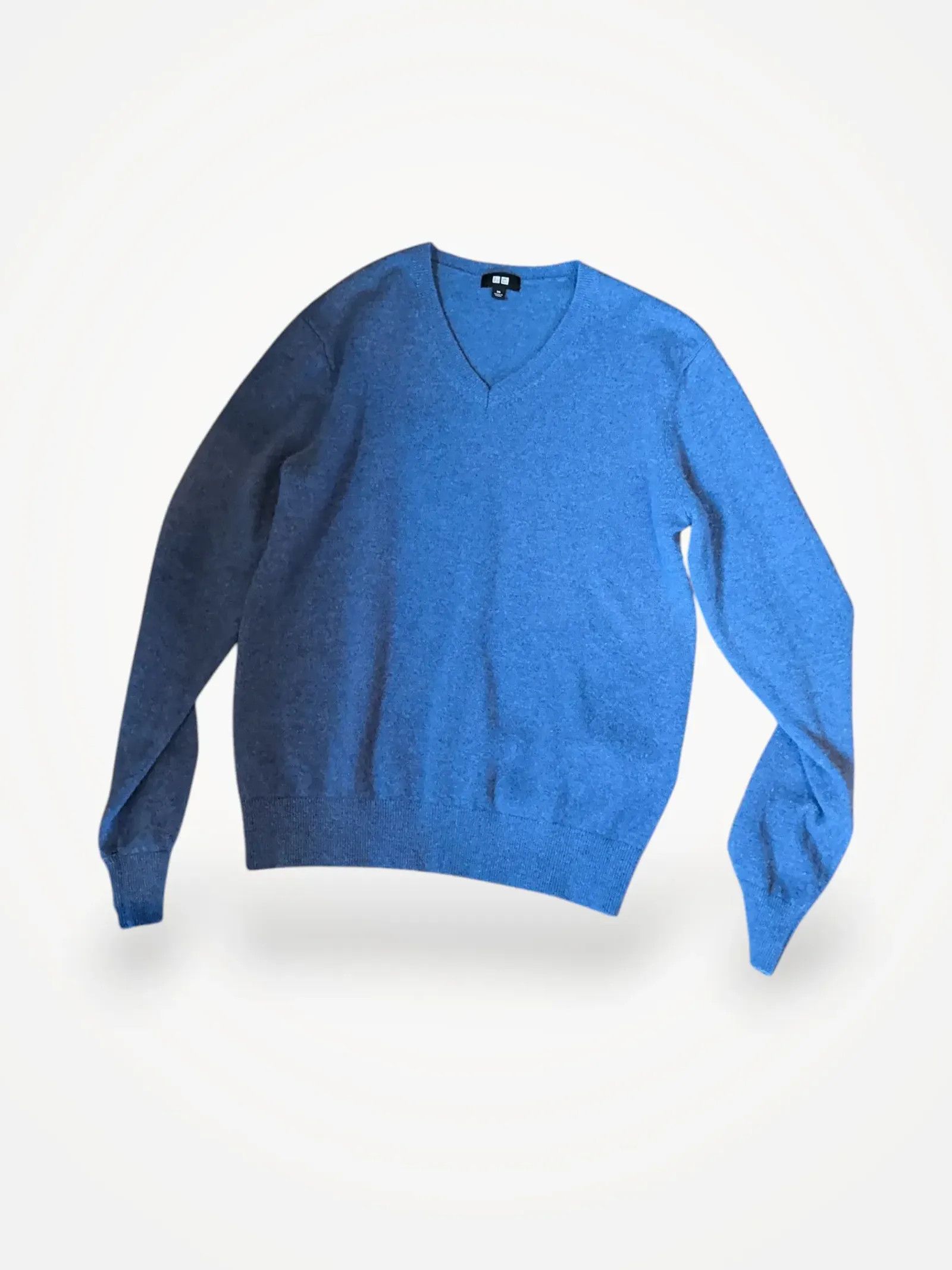 Uniqlo Uniqlo Sweater Size XS / US 0-2 / IT 36-38 - 1 Thumbnail