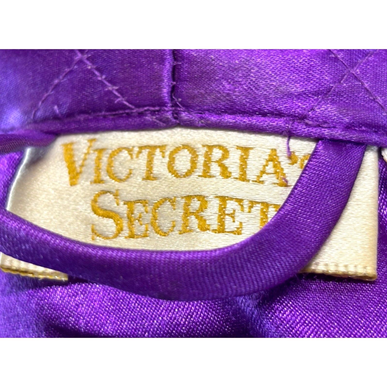 Victoria's Secret VINTAGE Victoria's Secret Purple Satin Robe Small Belted Shawl Collar Gold Label Womens Size ONE SIZE - 8 Thumbnail