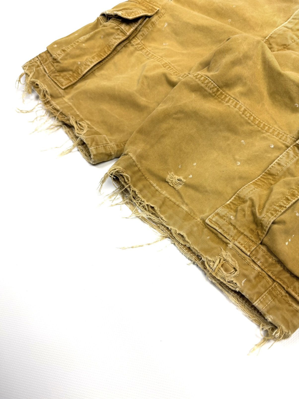 Abercrombie & Fitch Abercrombie & Fitch Vintage Paint Distress Cargo Shorts Y2K Size US 32 / EU 48 - 6 Thumbnail