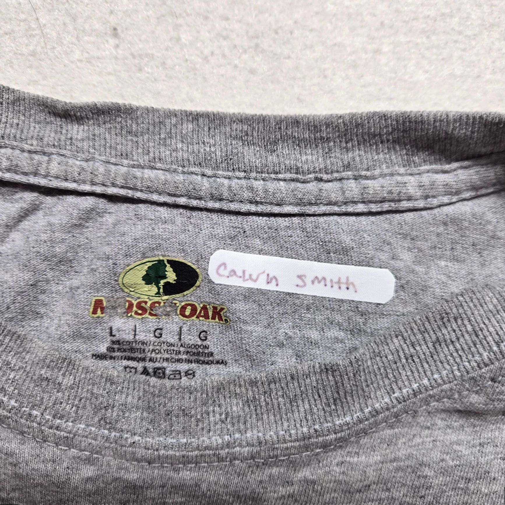Vintage Mossy Oak Gray Short Sleeve Buck Deer Graphic Tee Shirt Adult Men L Large Mens T-Shirt Camouflage Buck Deer Tee Mossy Oak Shirt Gray L Large Size US L / EU 52-54 / 3 - 3 Thumbnail