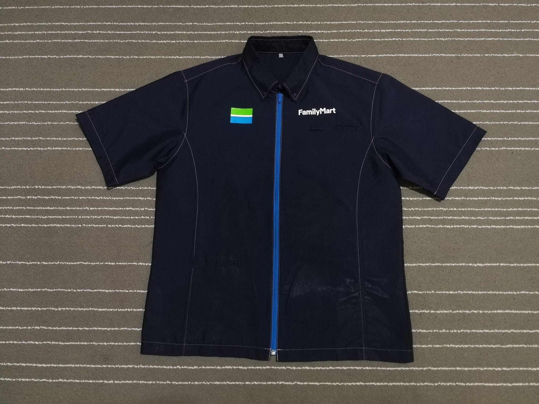 Vintage Family Mart OG Uniform unisex M 1771 Size US M / EU 48-50 / 2 - 1 Thumbnail