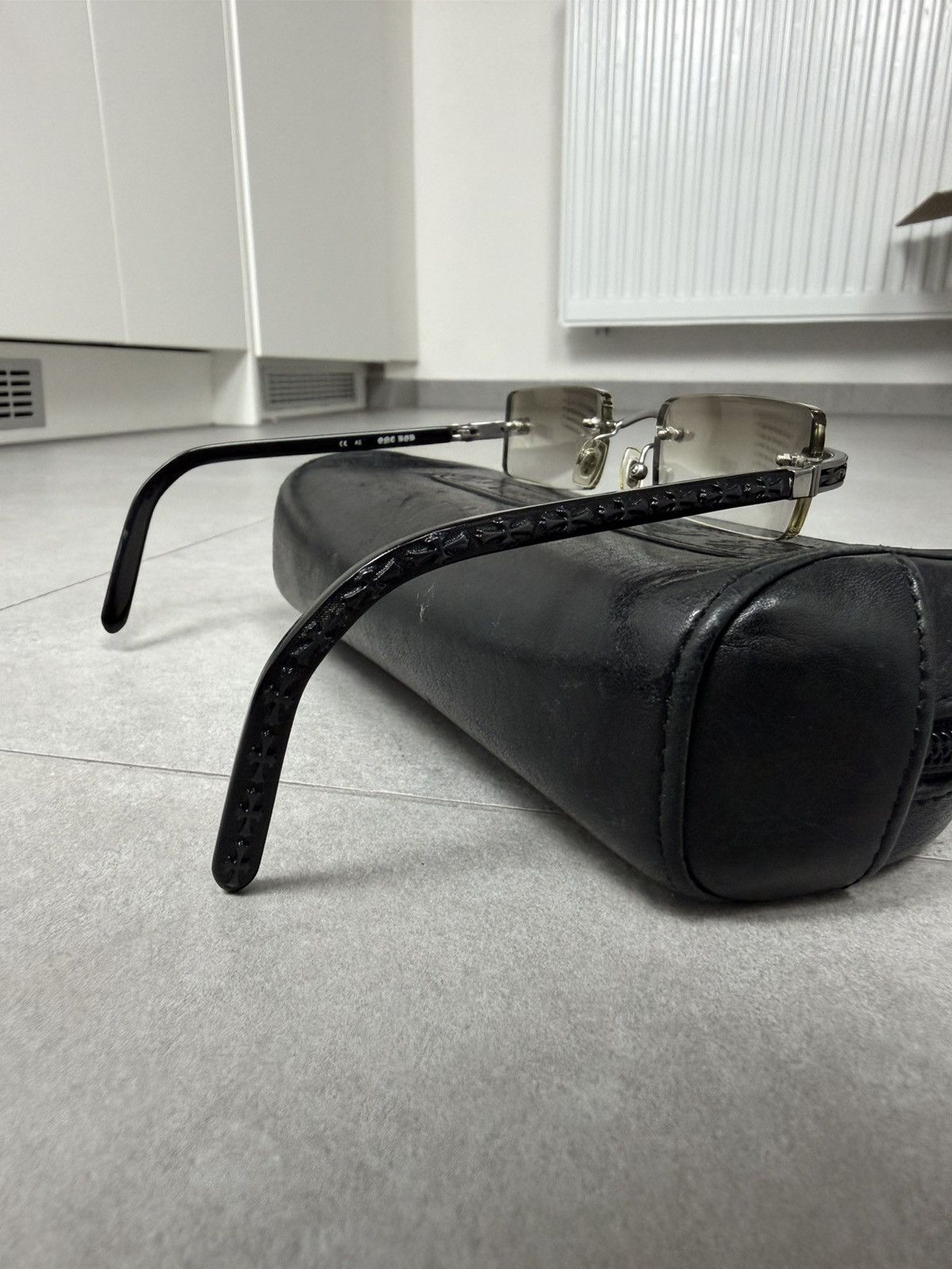 Chrome Hearts Chrome Hearts One Bob Rimless Cross-engraved Sunglasses Size ONE SIZE - 3 Thumbnail
