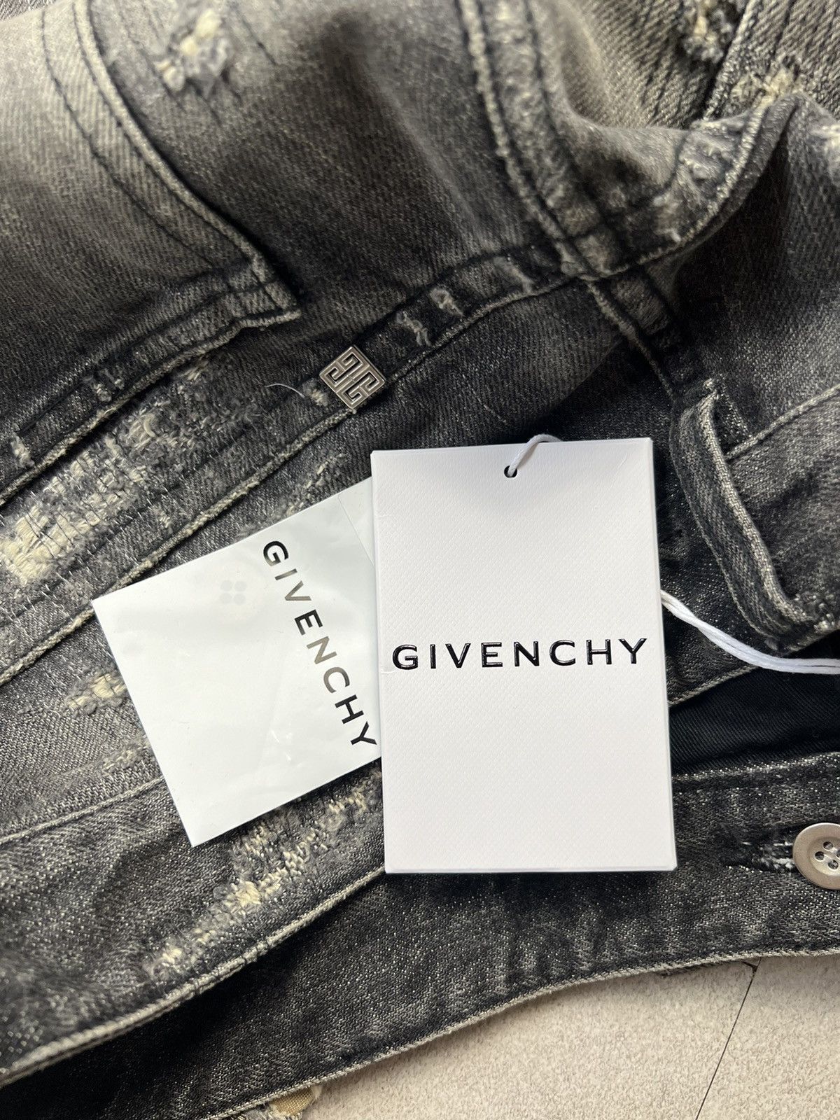 Givenchy Givenchy Matthew Williams Jeans In Destroyed Denim Moleskin Size US 31 - 8 Thumbnail