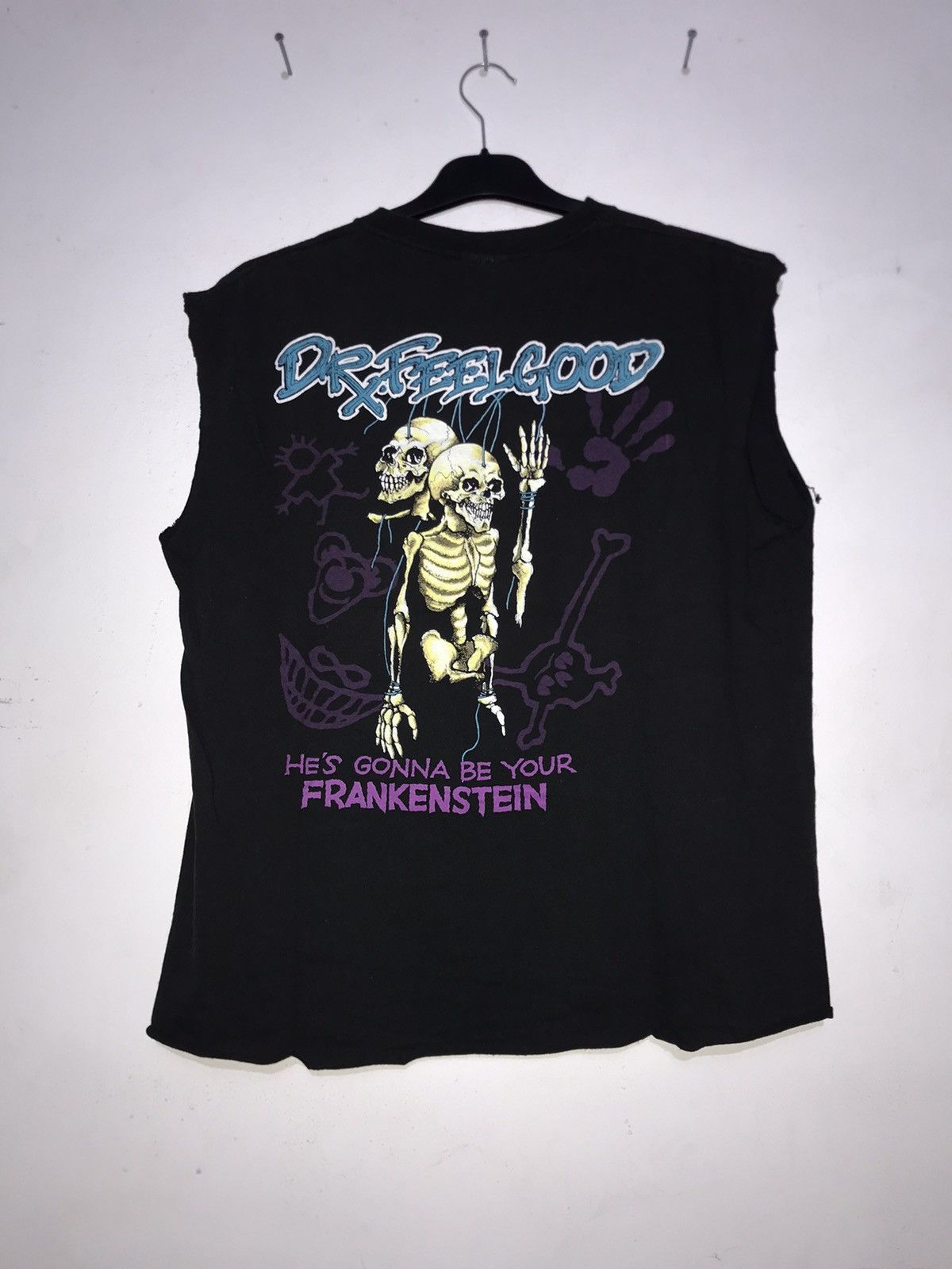 Vintage MOTLEY CRUE SLEEVELESS PUSHEAD TSHIRT XL Size US XL / EU 56 / 4 - 2 Thumbnail