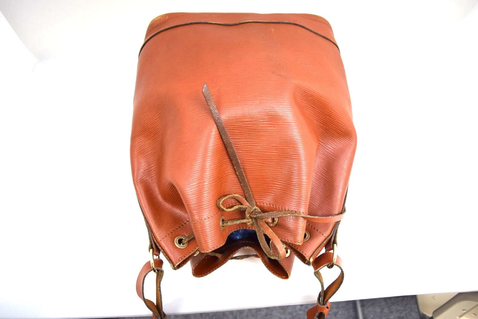 Louis Vuitton Louis Vuitton Noé Bucket & Drawstring Bag Epi Leather M44003 Size ONE SIZE - 7 Thumbnail