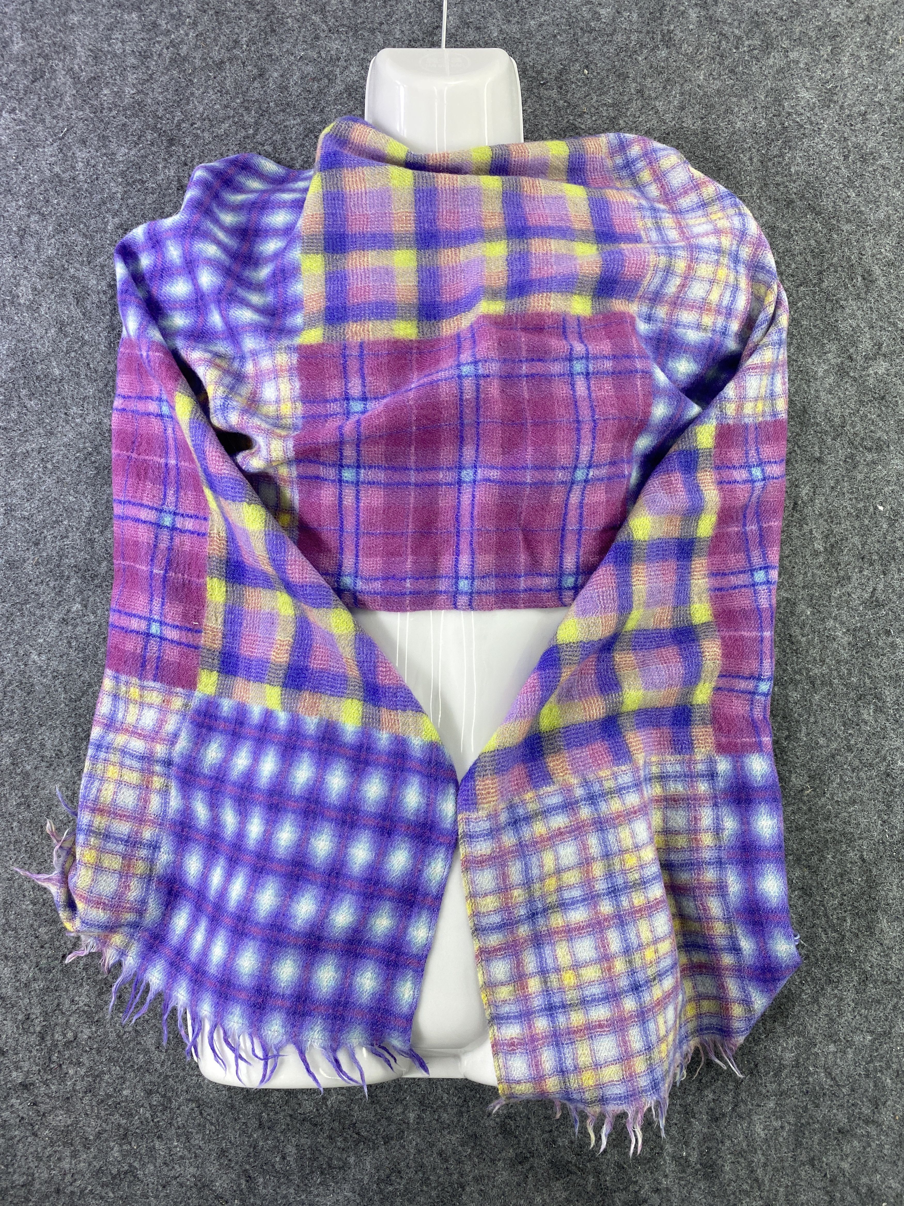 Paul Smith Scarf/Muffler/neckwear -T377