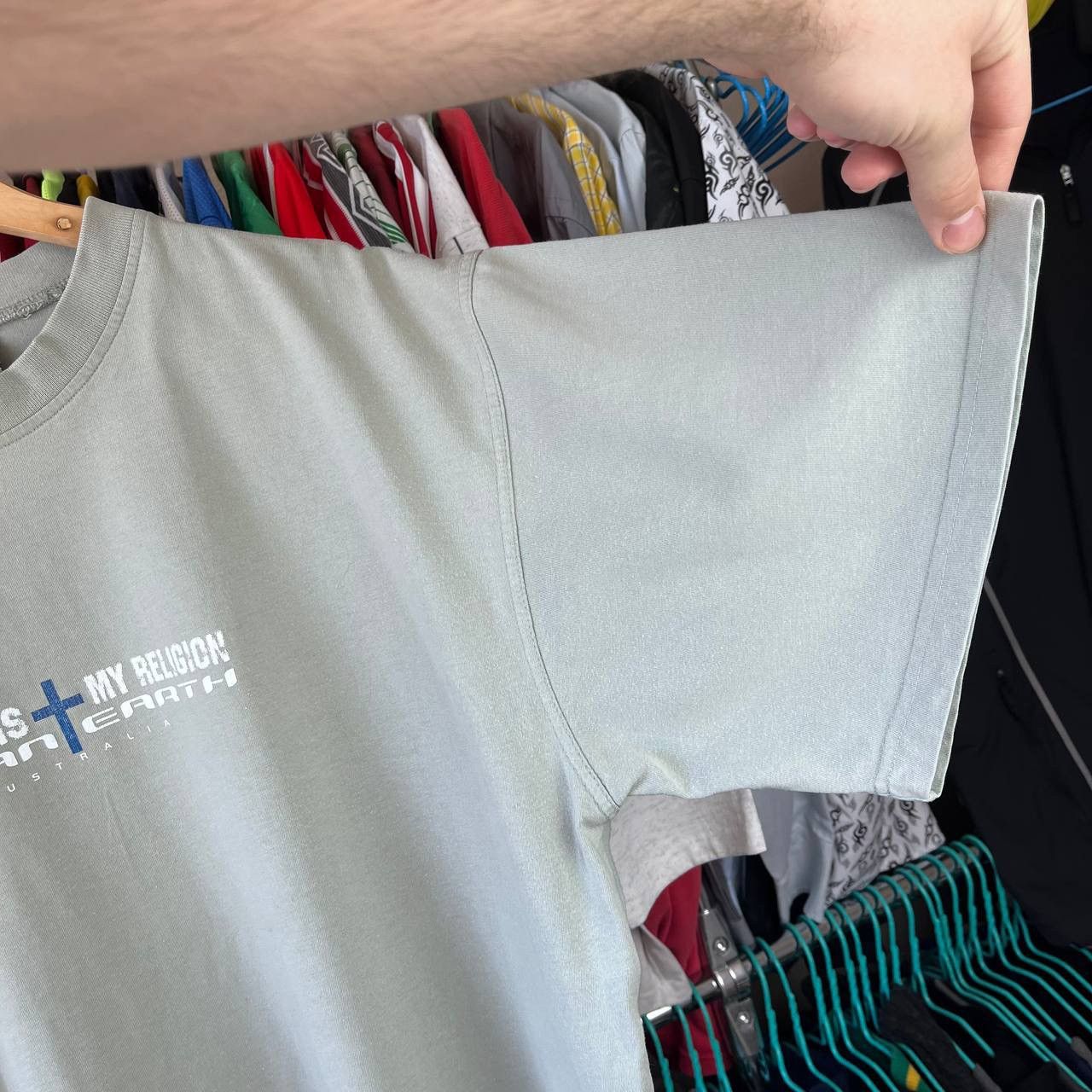 Sun Surf × Vintage Vintage 90s Ocean Earth `Surfing is my religion` T Shirt Size US L / EU 52-54 / 3 - 5 Thumbnail