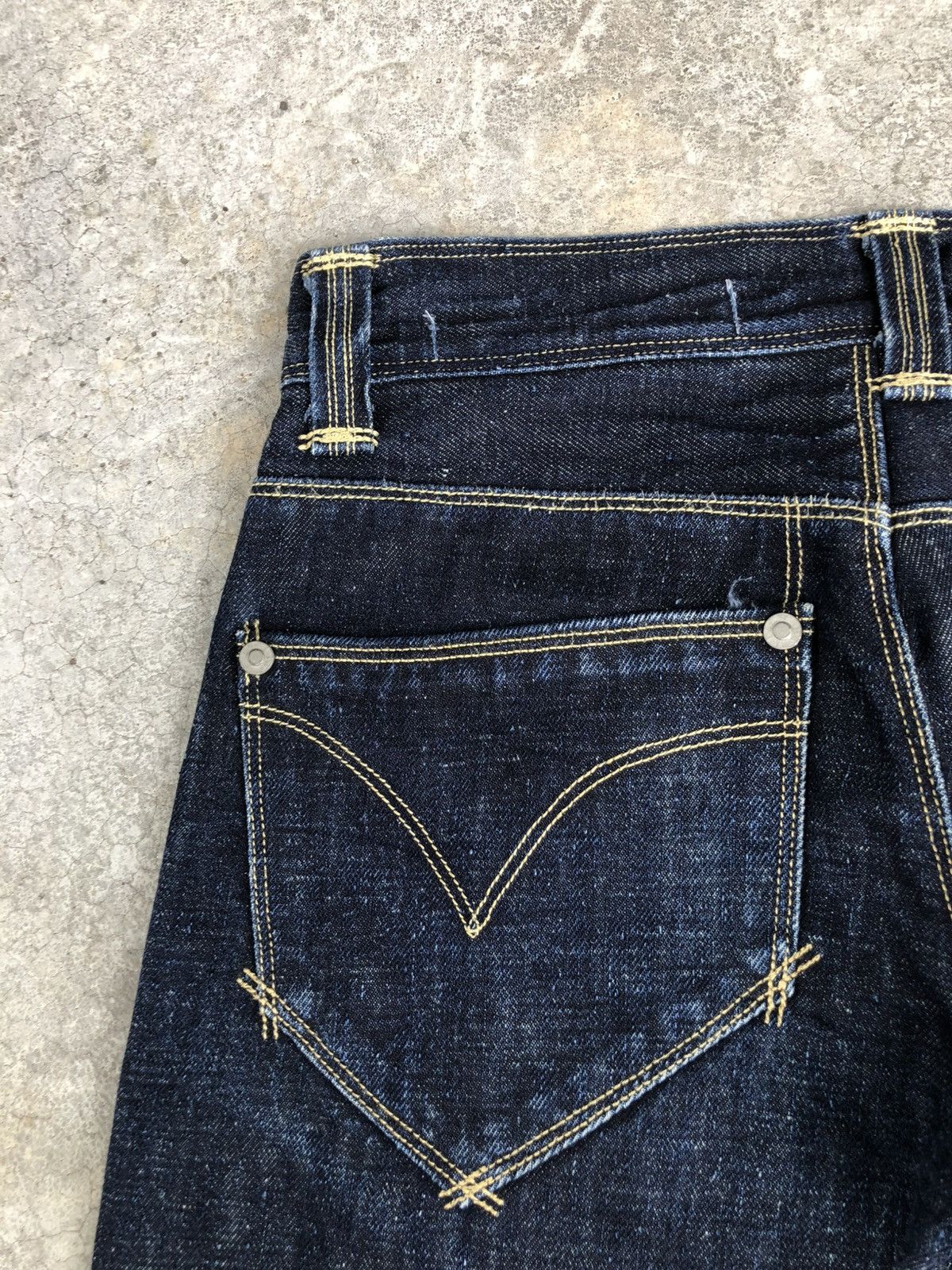 If Six Was Nine Levis Engineered Flared Jeans Distressed Size US 28 / EU 44 - 15 Thumbnail
