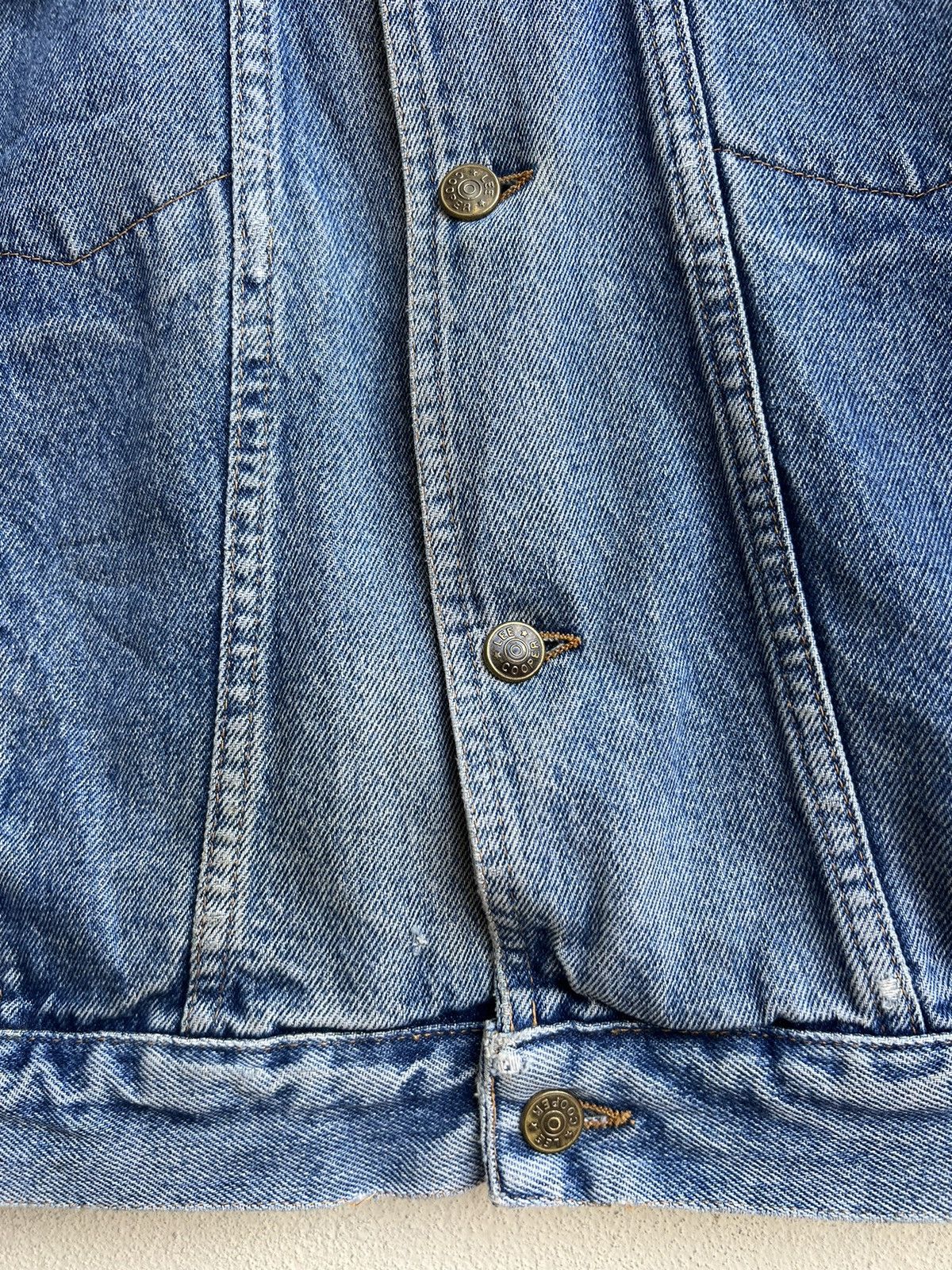 Vintage VTG 80s 90s Lee Cooper Distress Fade Denim Trucker Jacket Size US L / EU 52-54 / 3 - 12 Thumbnail